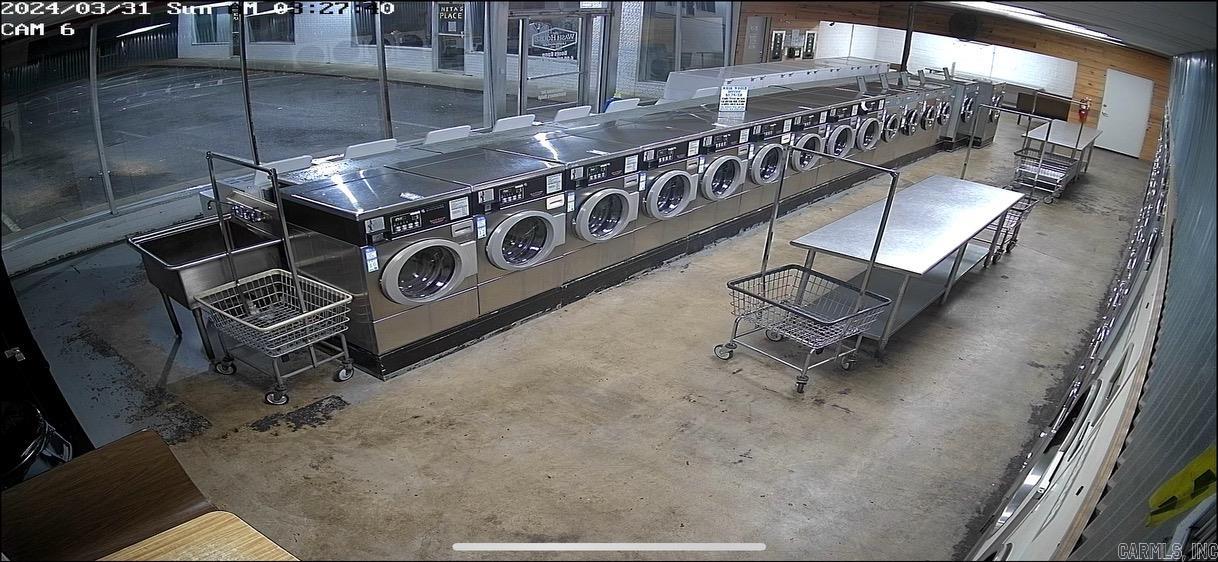 Lund and Hill Origtownmal - Commercial Sale