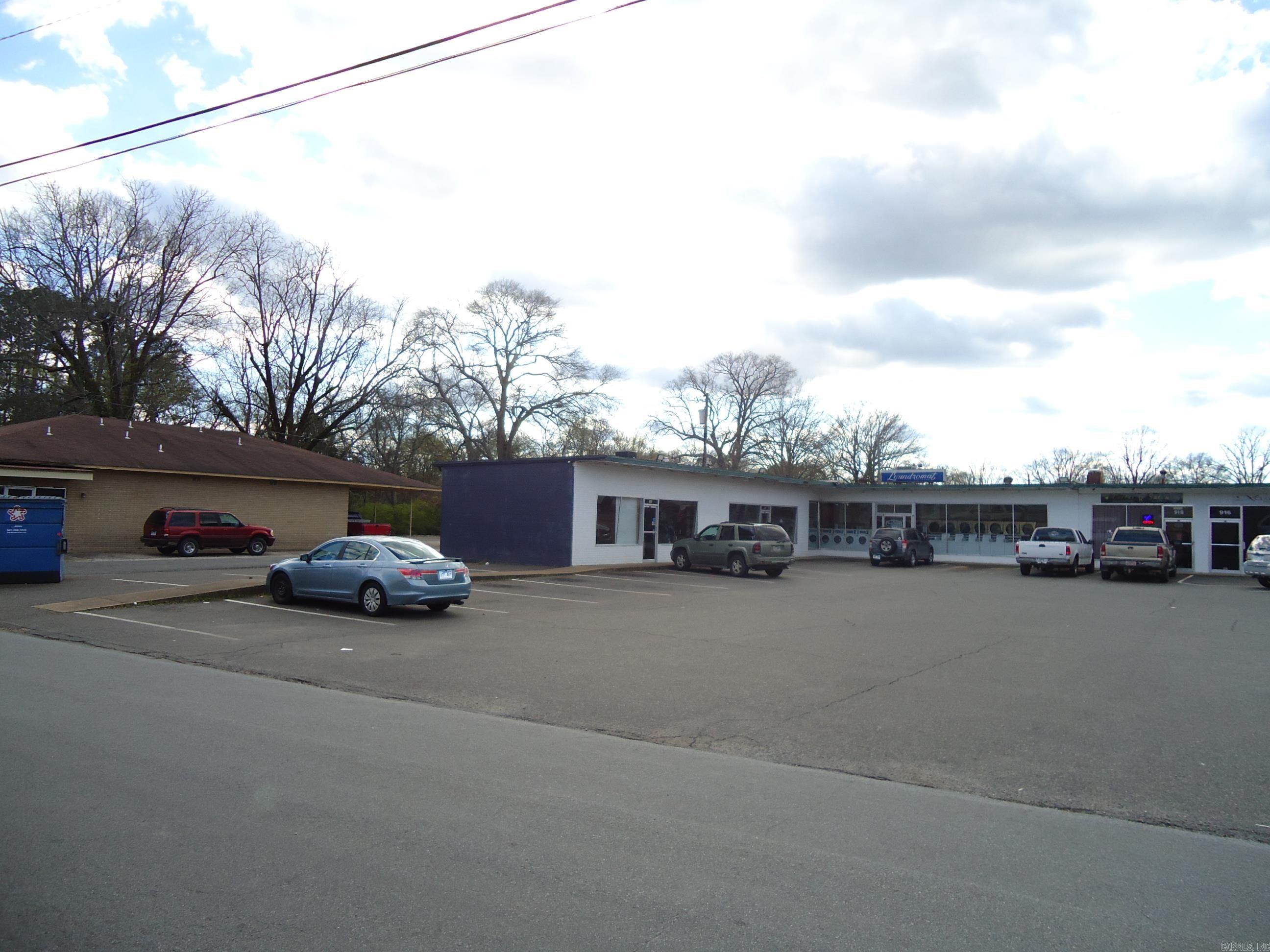 Lund and Hill Origtownmal - Commercial Sale