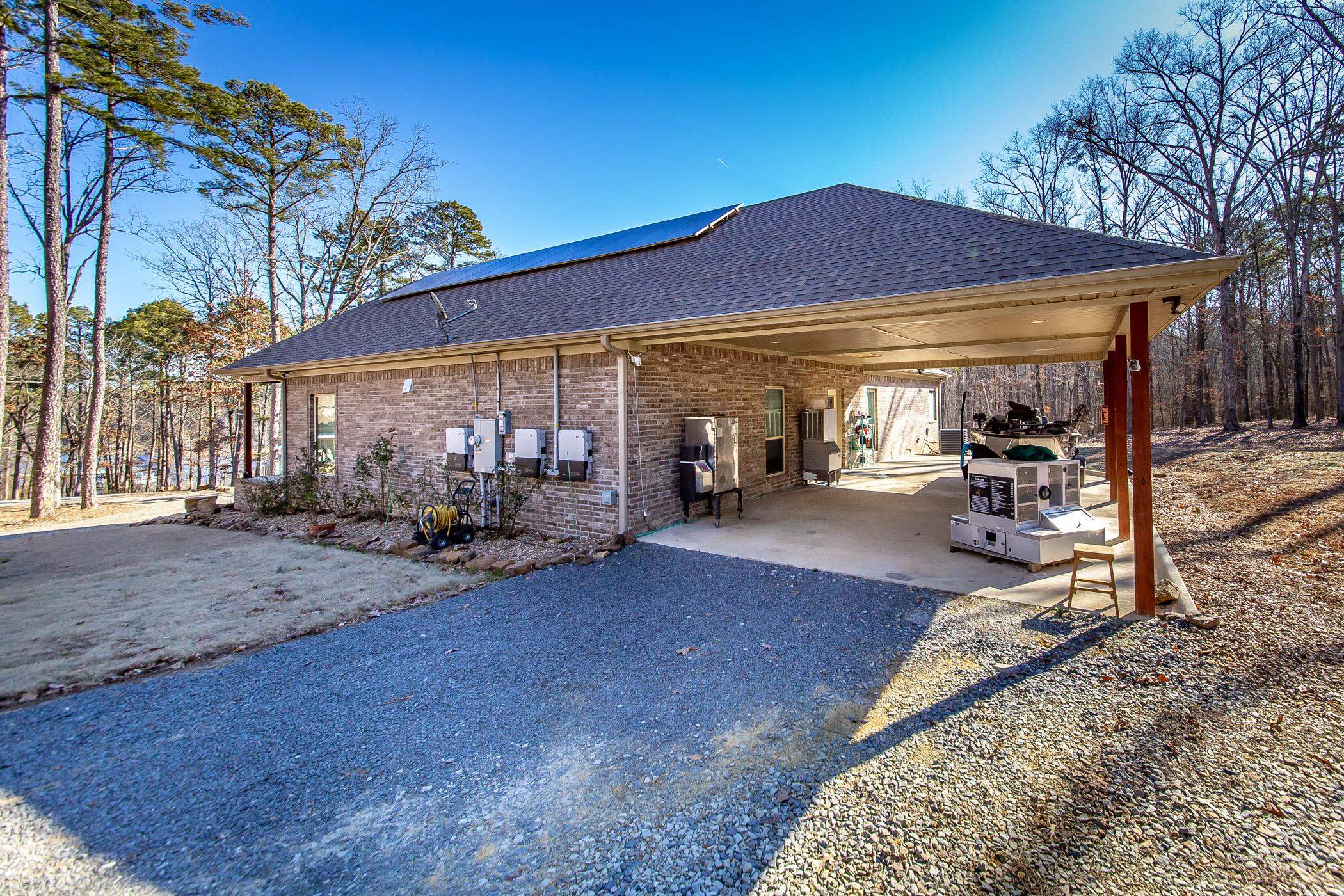 SILVER SHORES - Residential