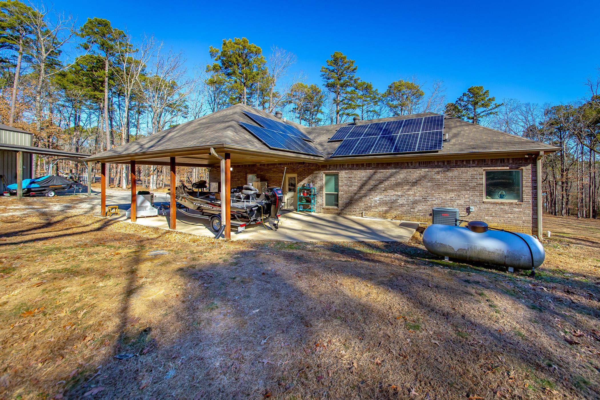 SILVER SHORES - Residential