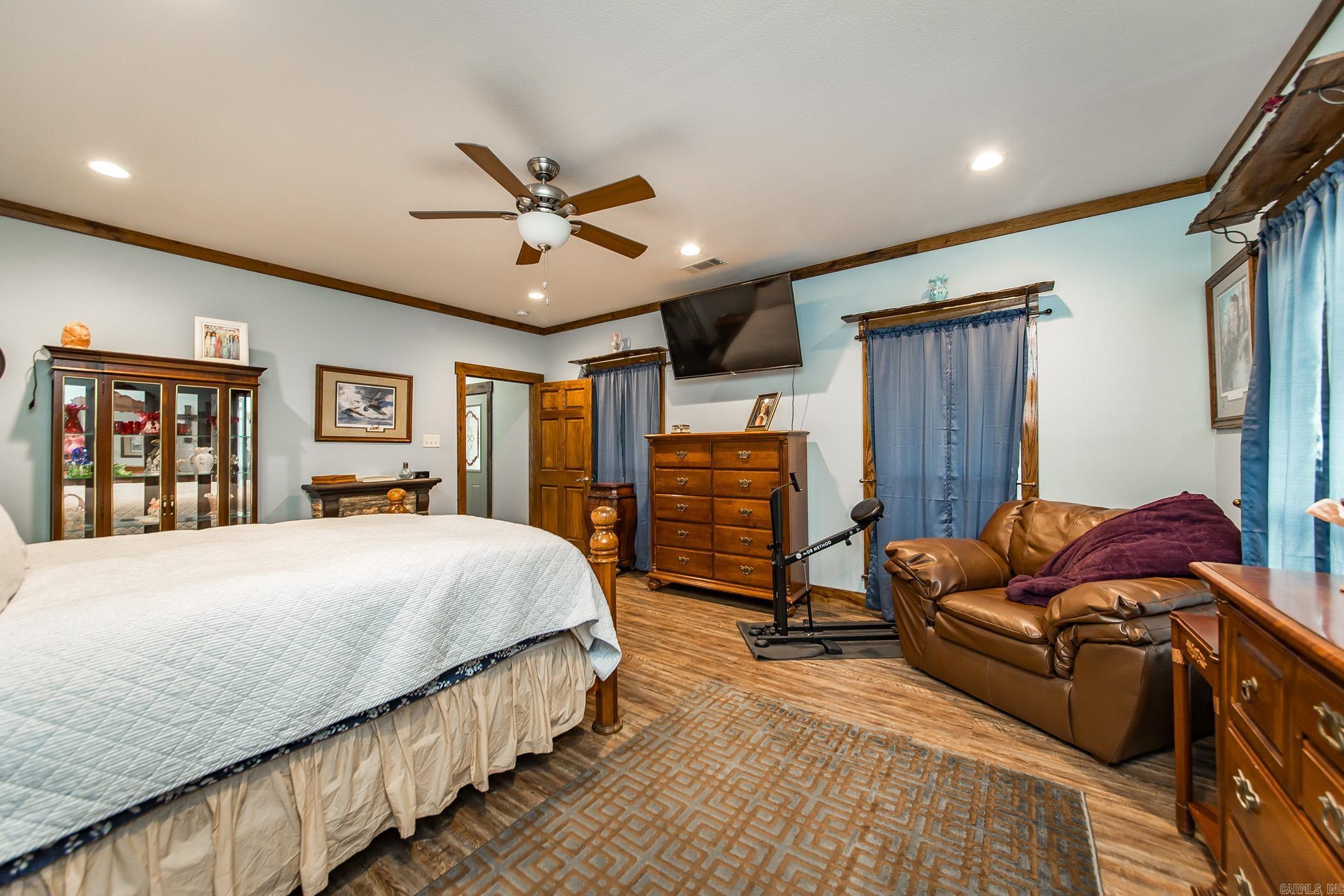SILVER SHORES - Residential