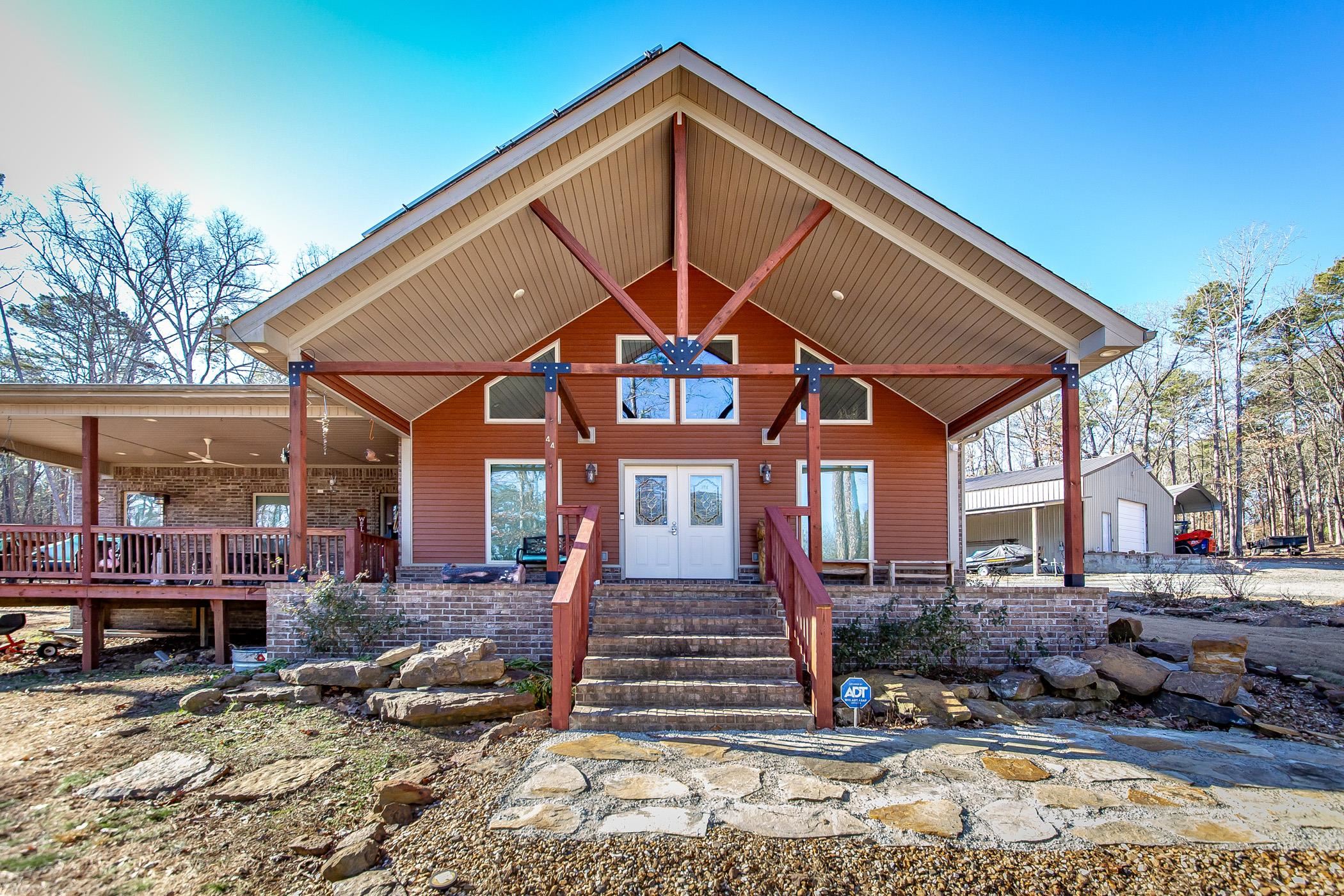 SILVER SHORES - Residential