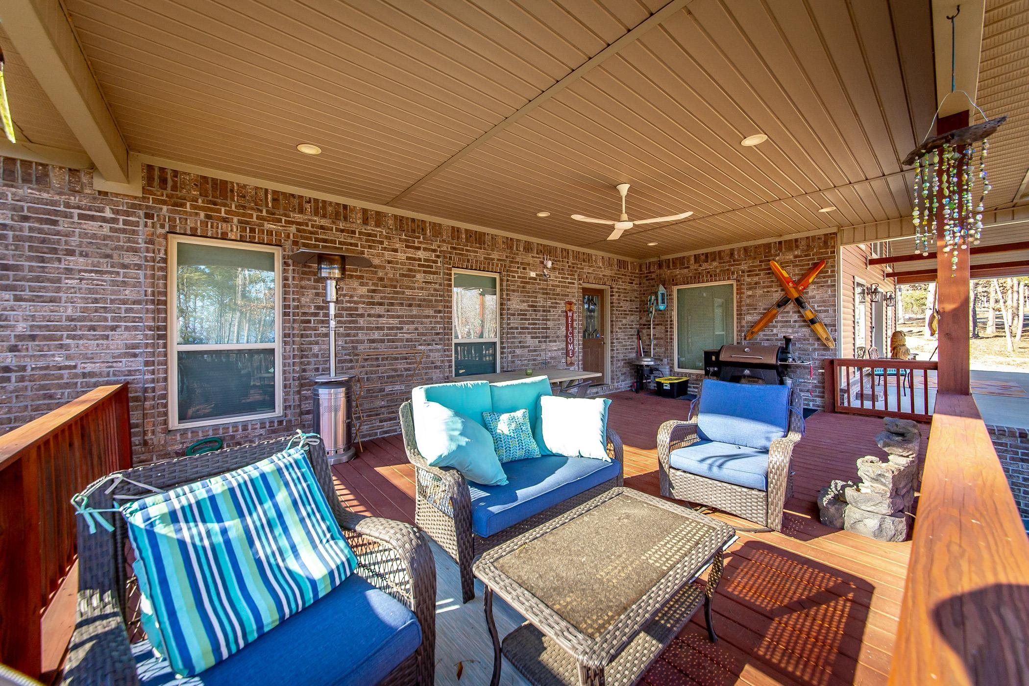 SILVER SHORES - Residential