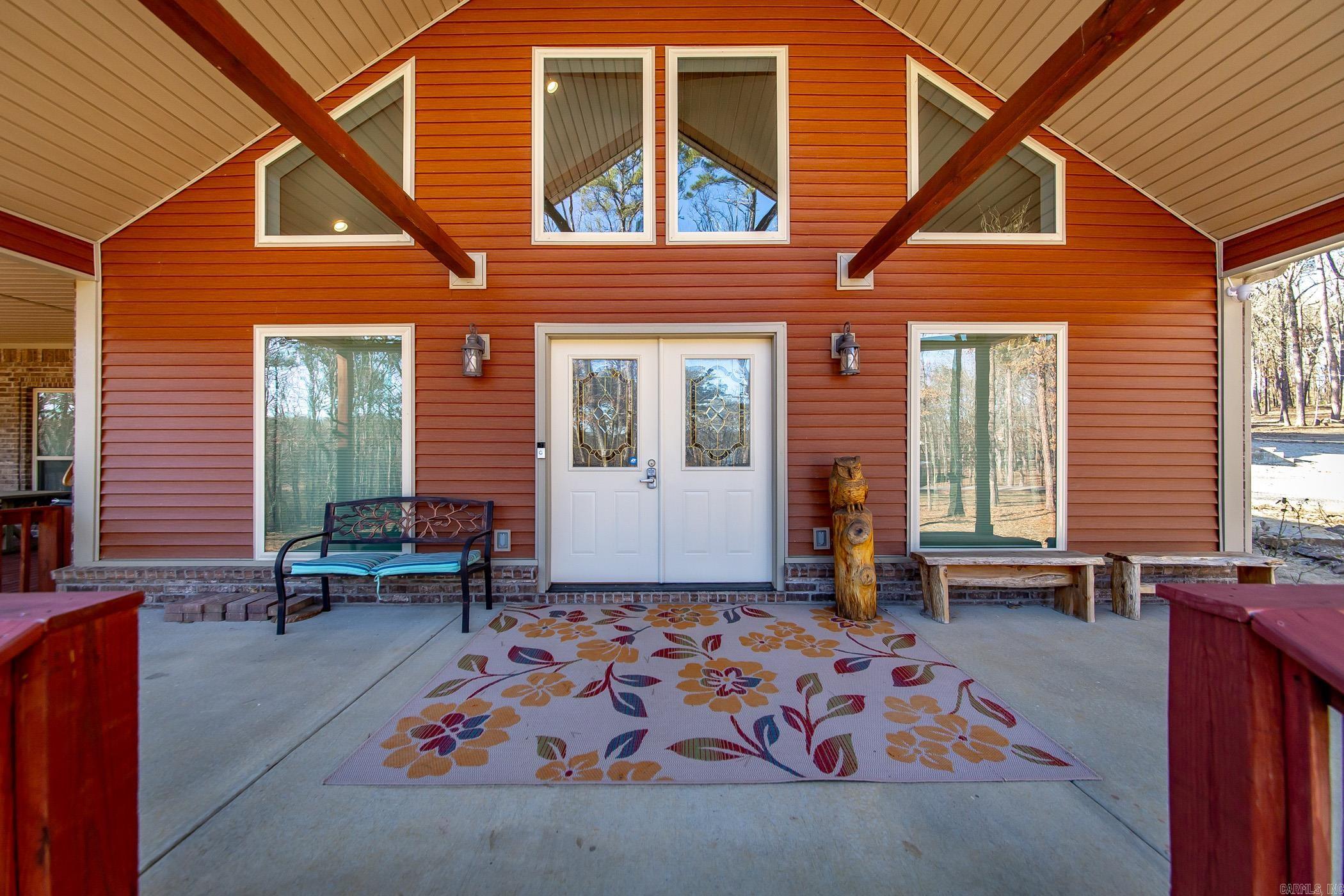 SILVER SHORES - Residential