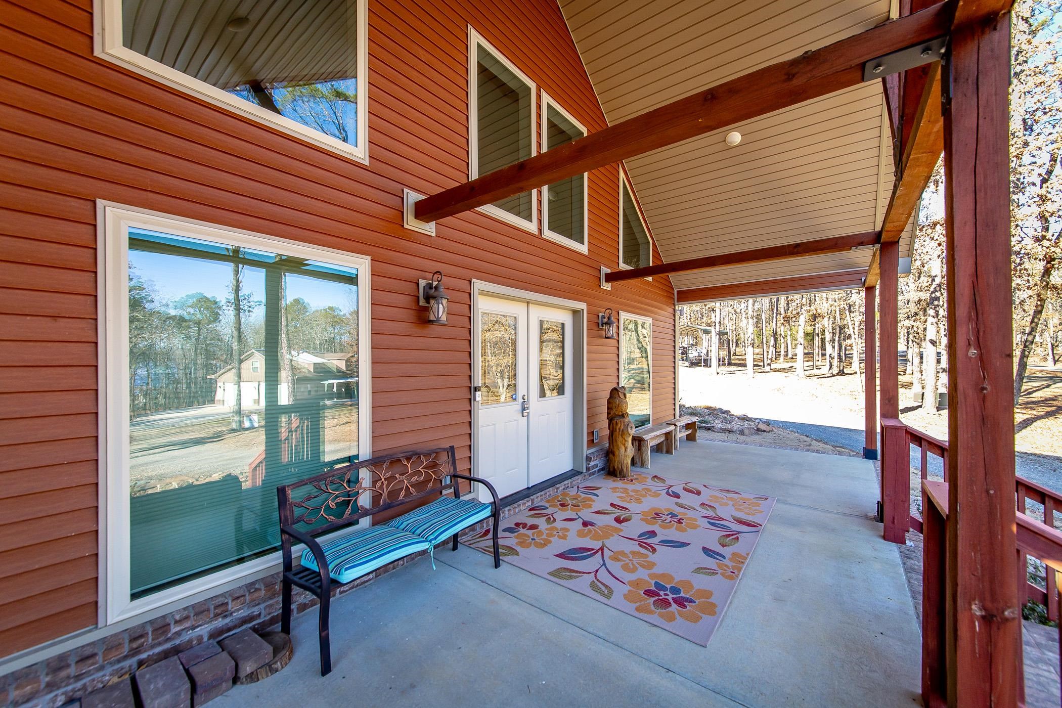 SILVER SHORES - Residential