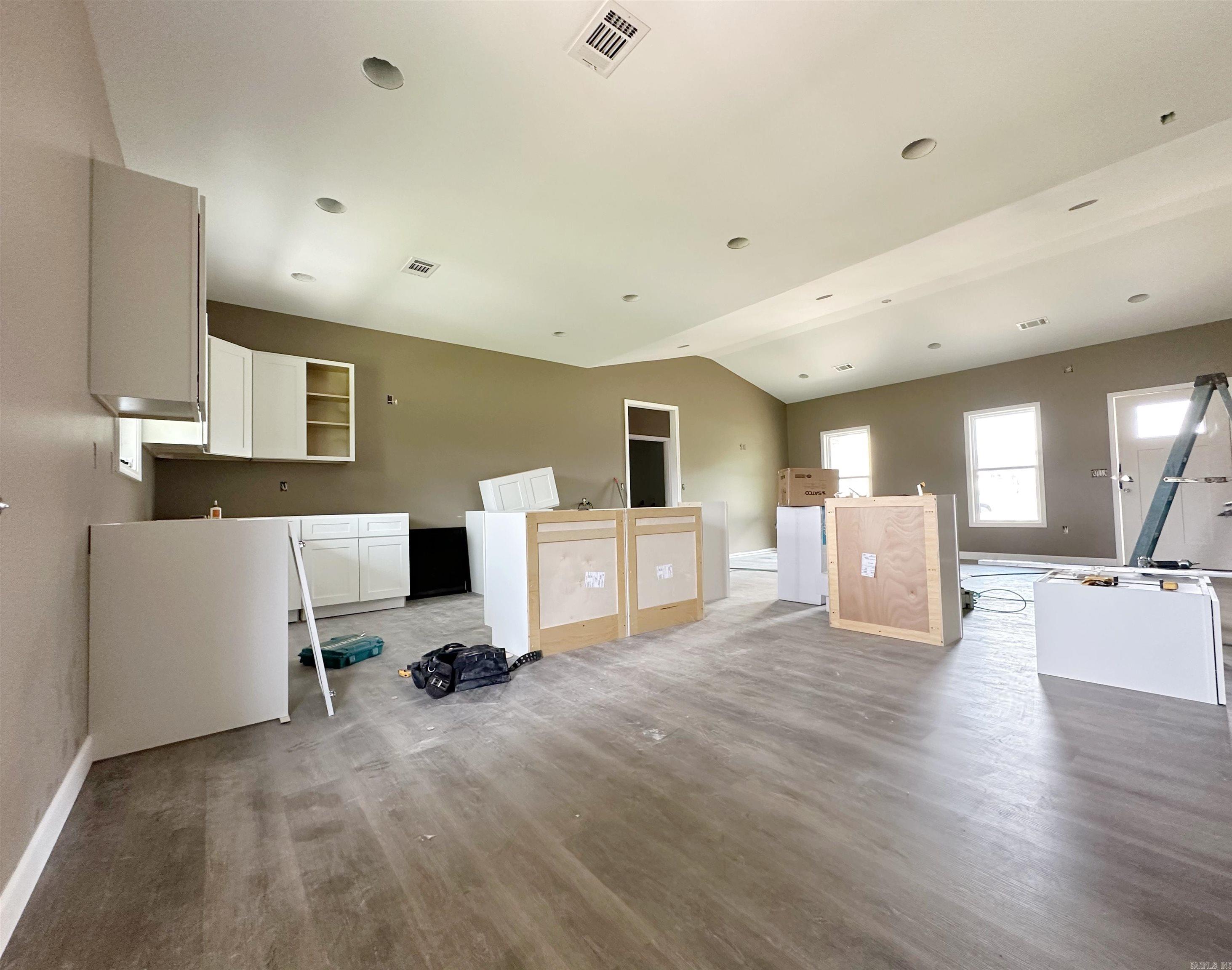 BUFFALO CREEK ESTATES - Residential