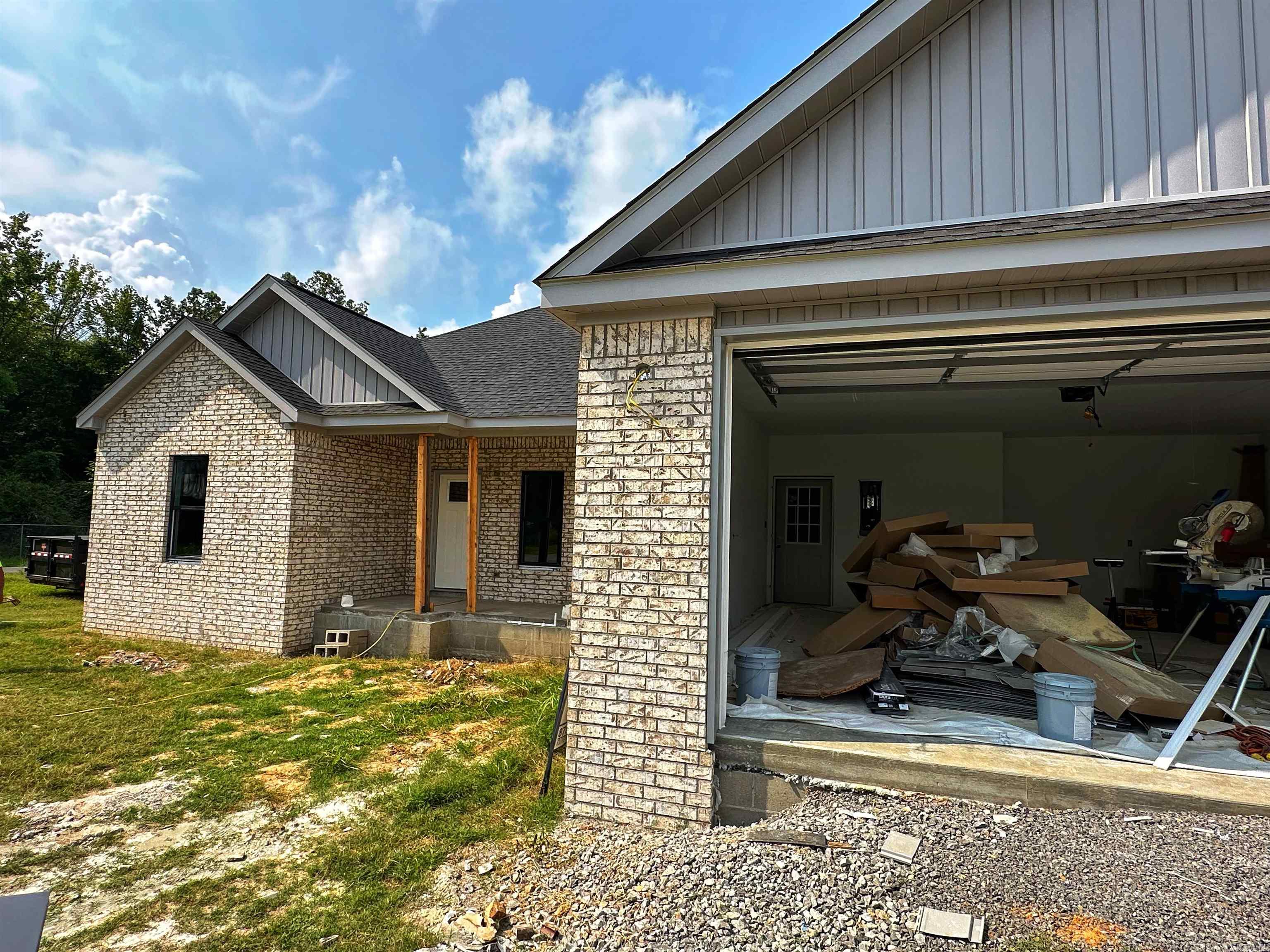 BUFFALO CREEK ESTATES - Residential