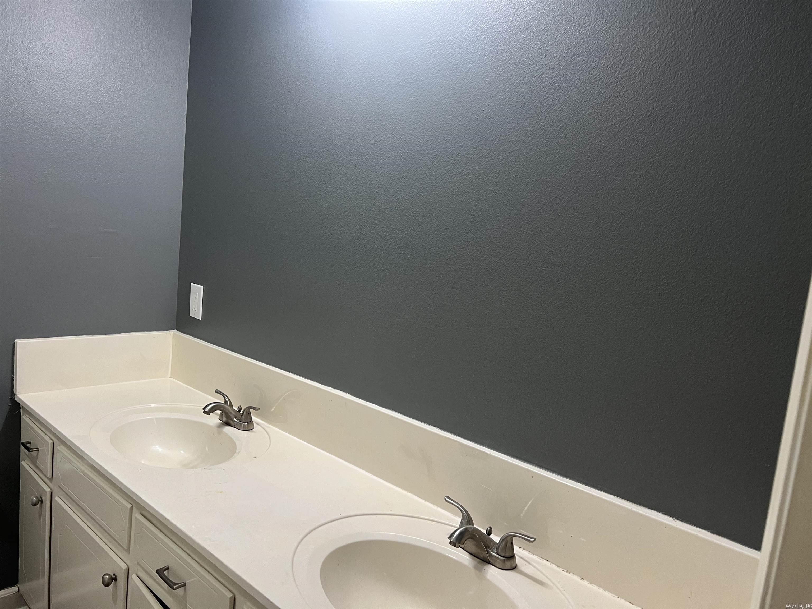 WALNUT VALLEY - Residential