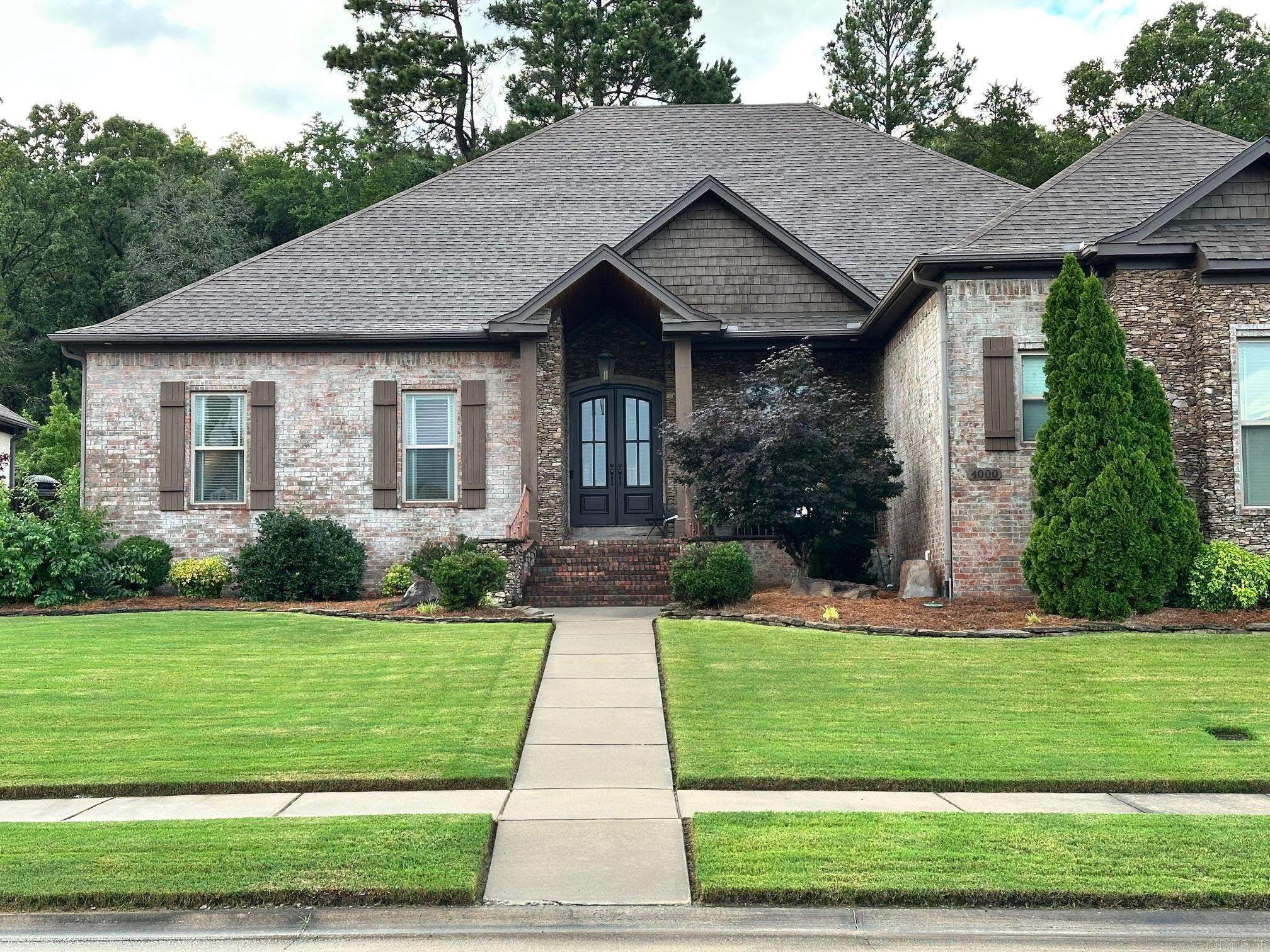 WEATHERSTONE - Residential