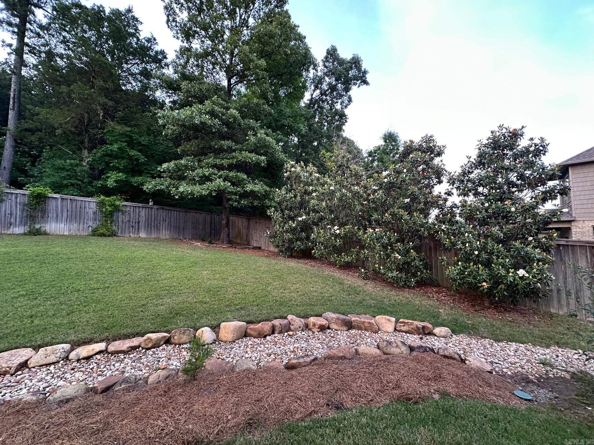 WEATHERSTONE - Residential