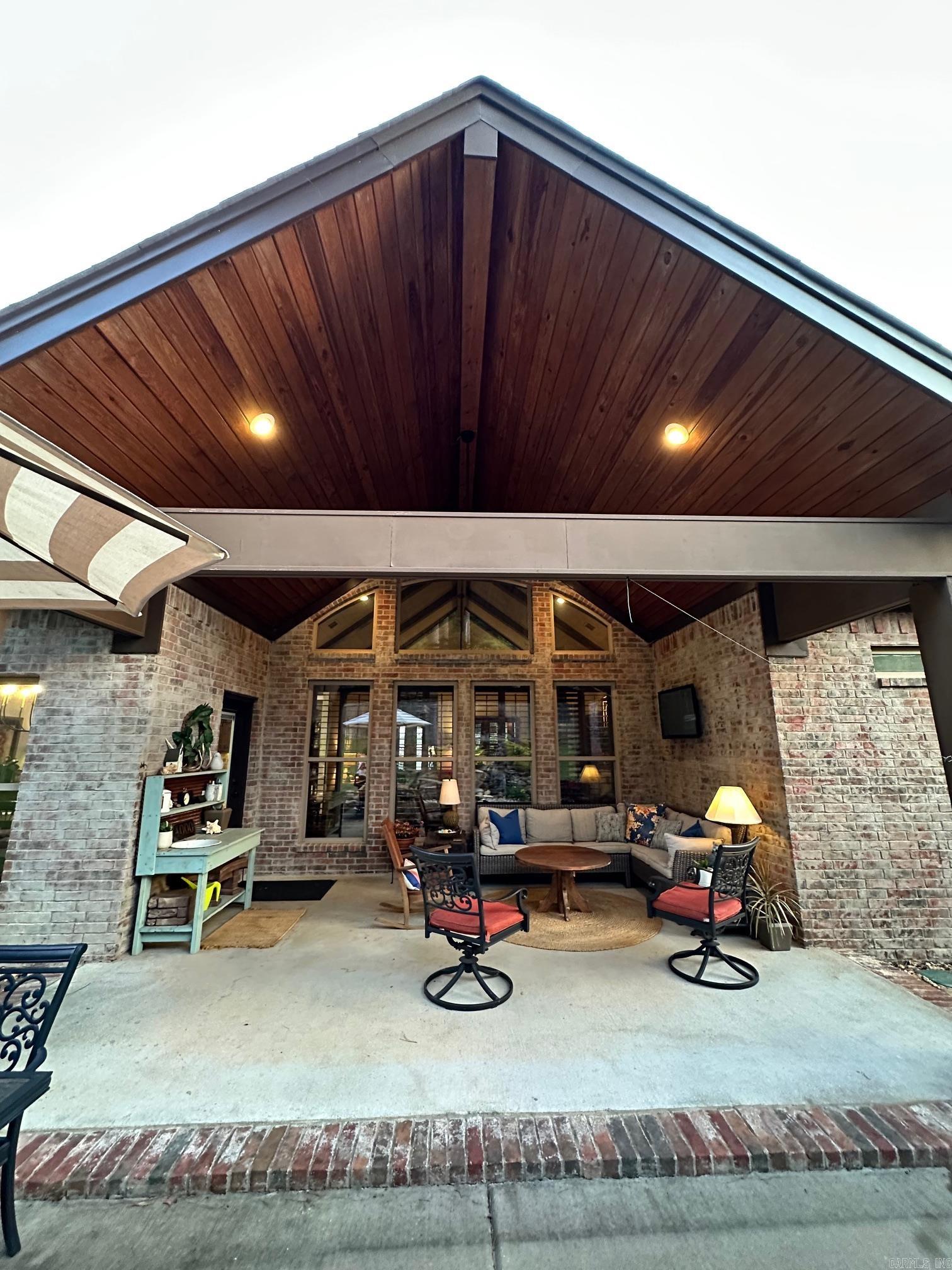 WEATHERSTONE - Residential
