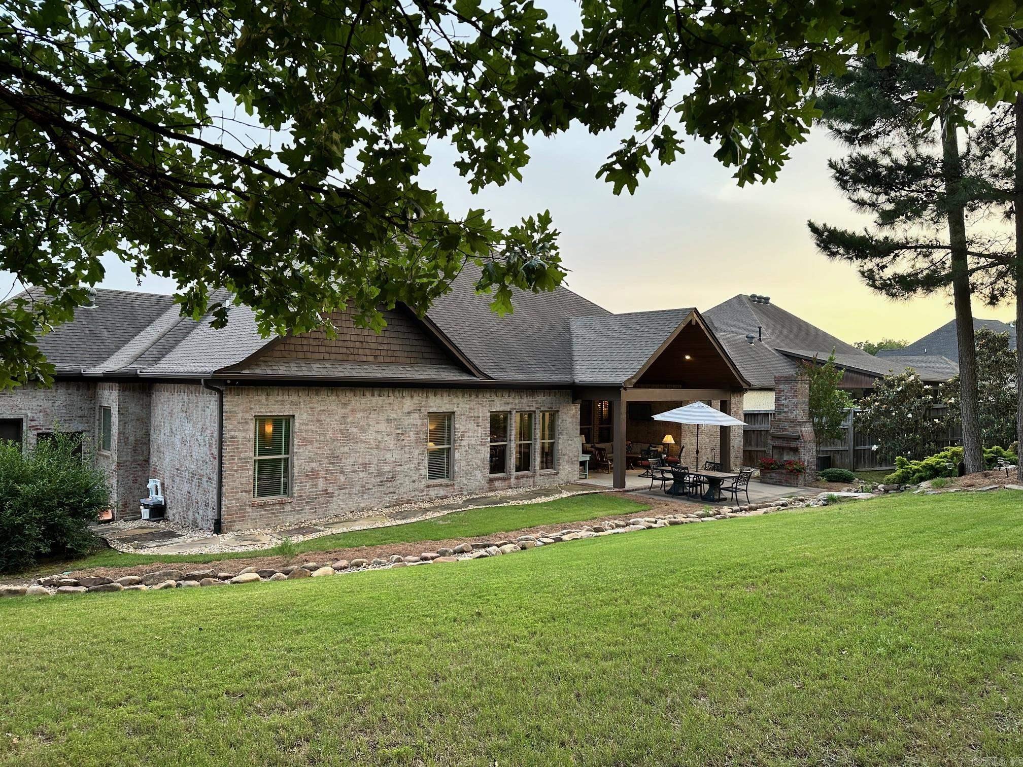 WEATHERSTONE - Residential