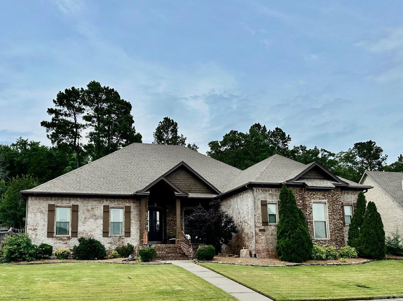 WEATHERSTONE - Residential