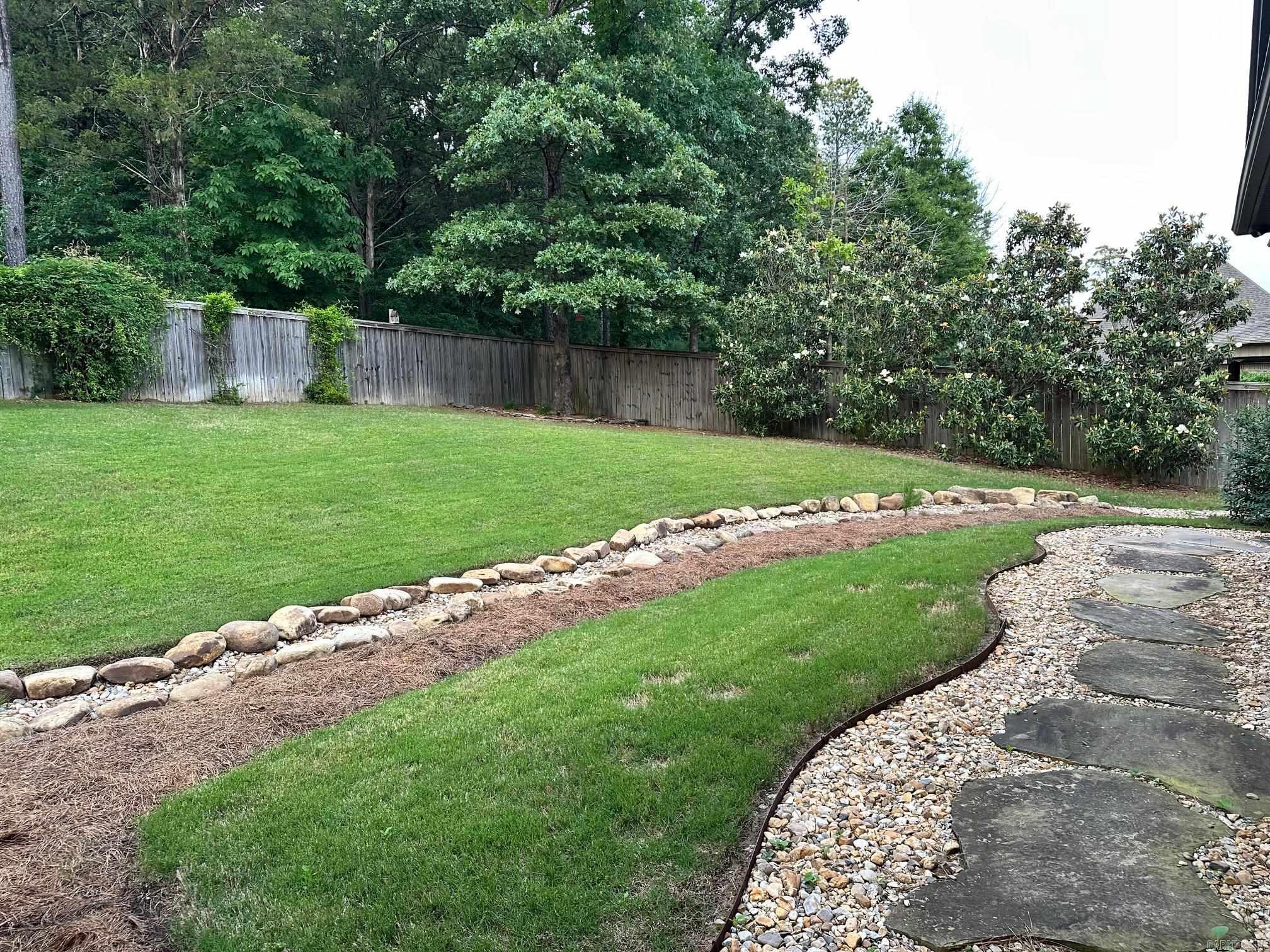 WEATHERSTONE - Residential