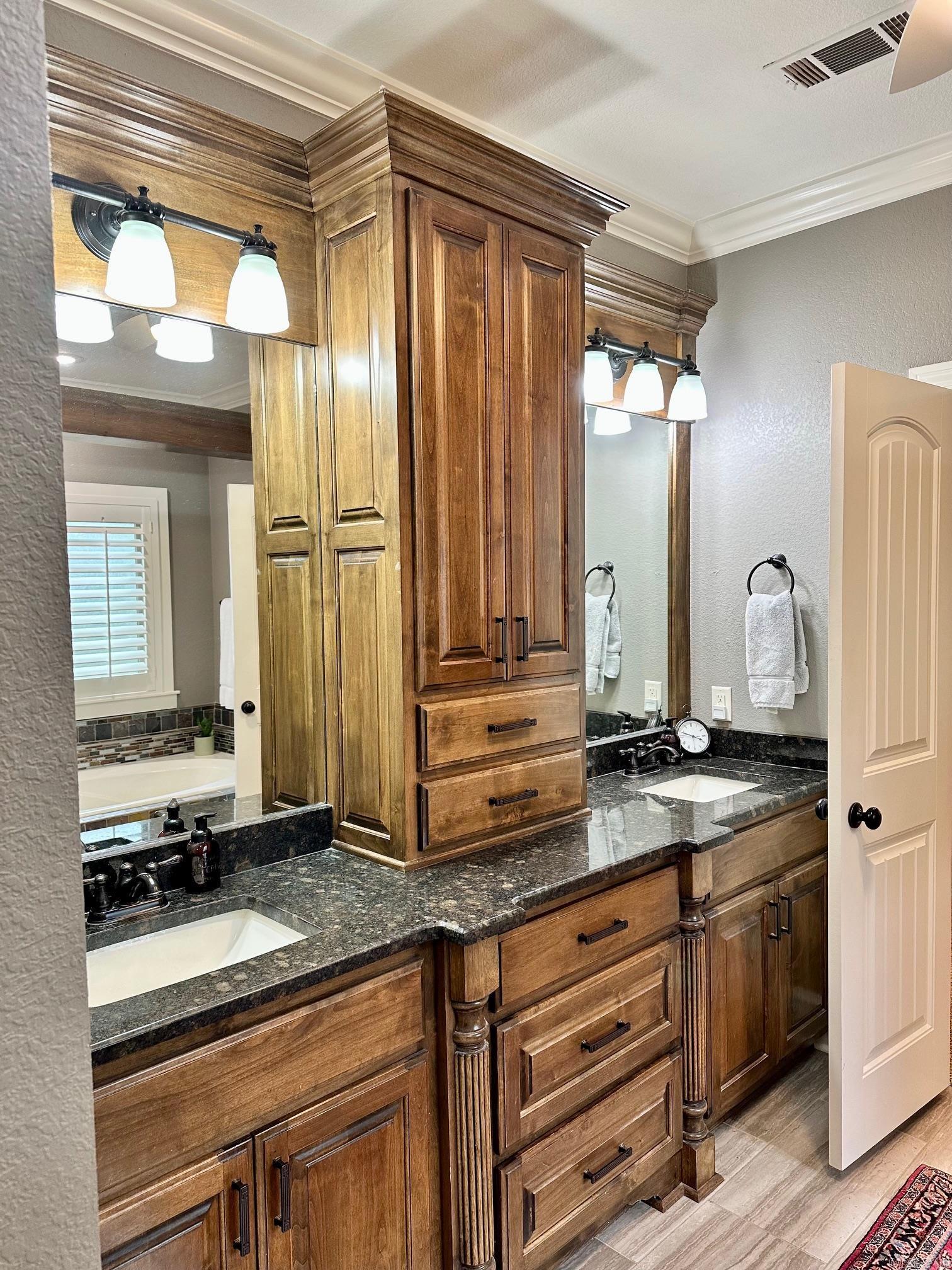 WEATHERSTONE - Residential