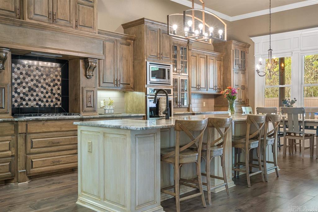 ARLINGTON PARK - Residential