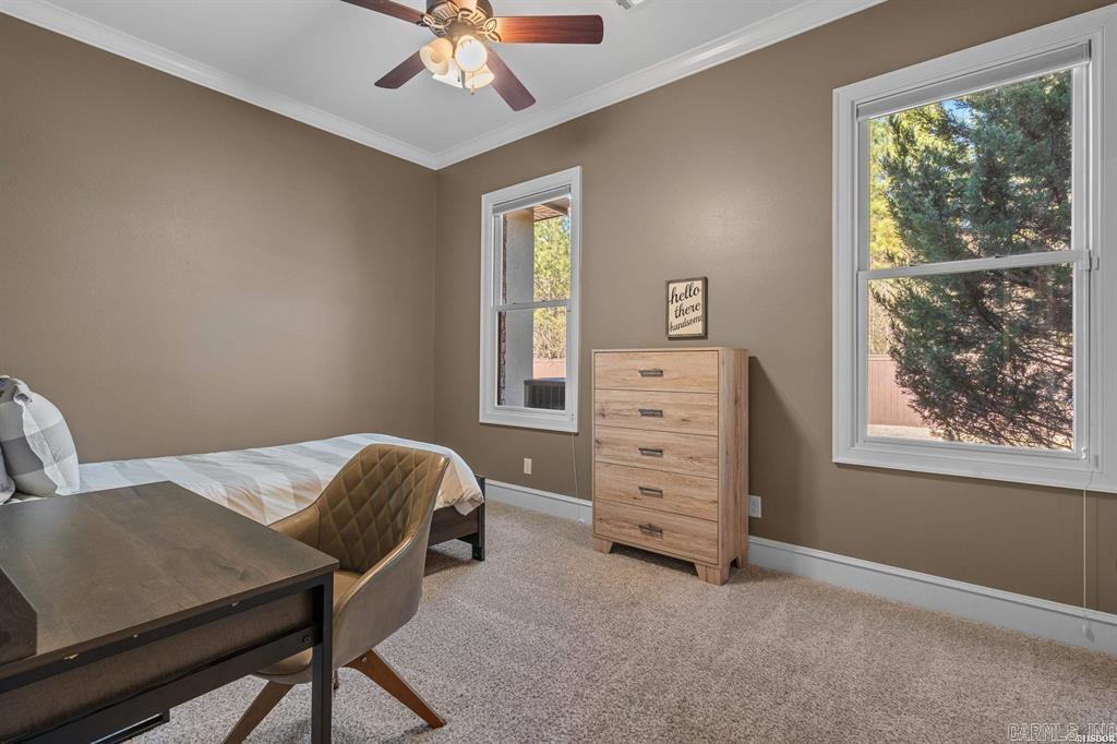 ARLINGTON PARK - Residential