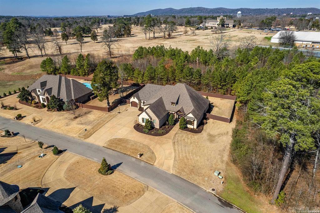 ARLINGTON PARK - Residential