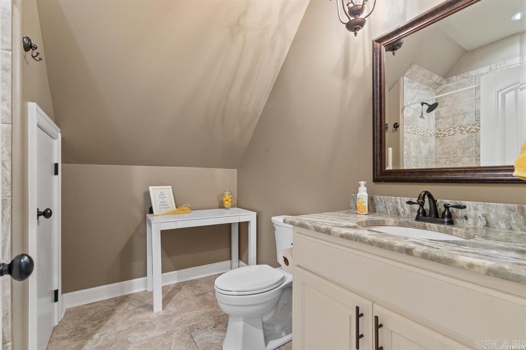 ARLINGTON PARK - Residential