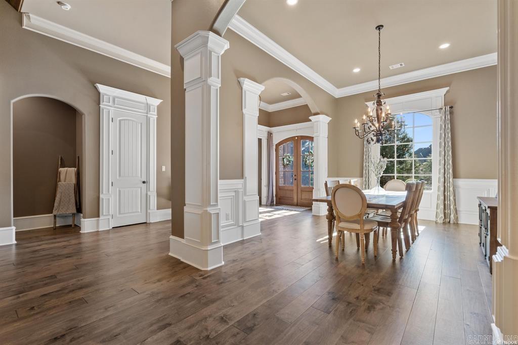 ARLINGTON PARK - Residential