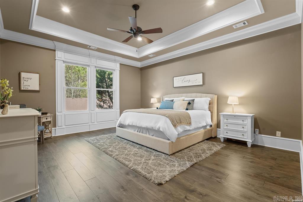 ARLINGTON PARK - Residential