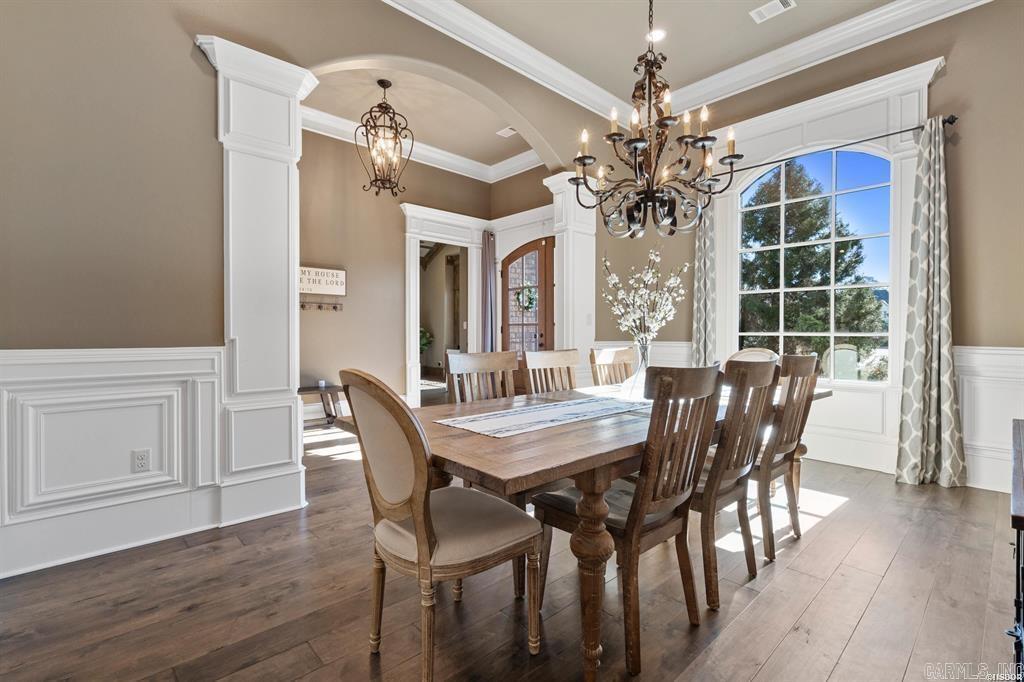 ARLINGTON PARK - Residential