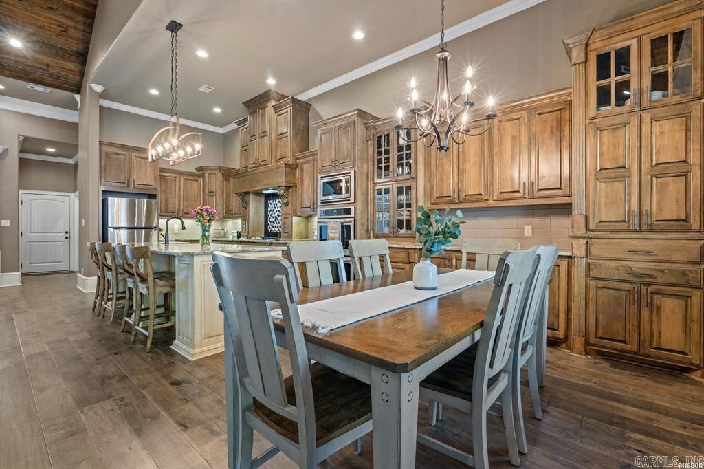 ARLINGTON PARK - Residential