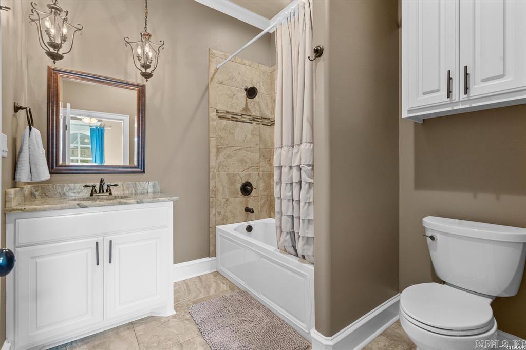 ARLINGTON PARK - Residential