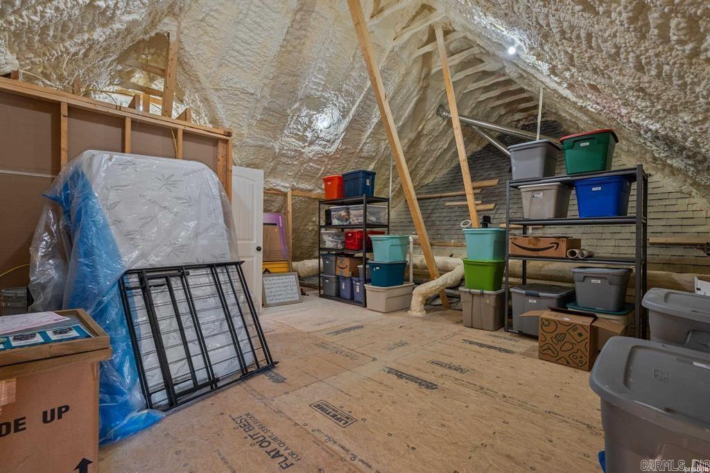 ARLINGTON PARK - Residential