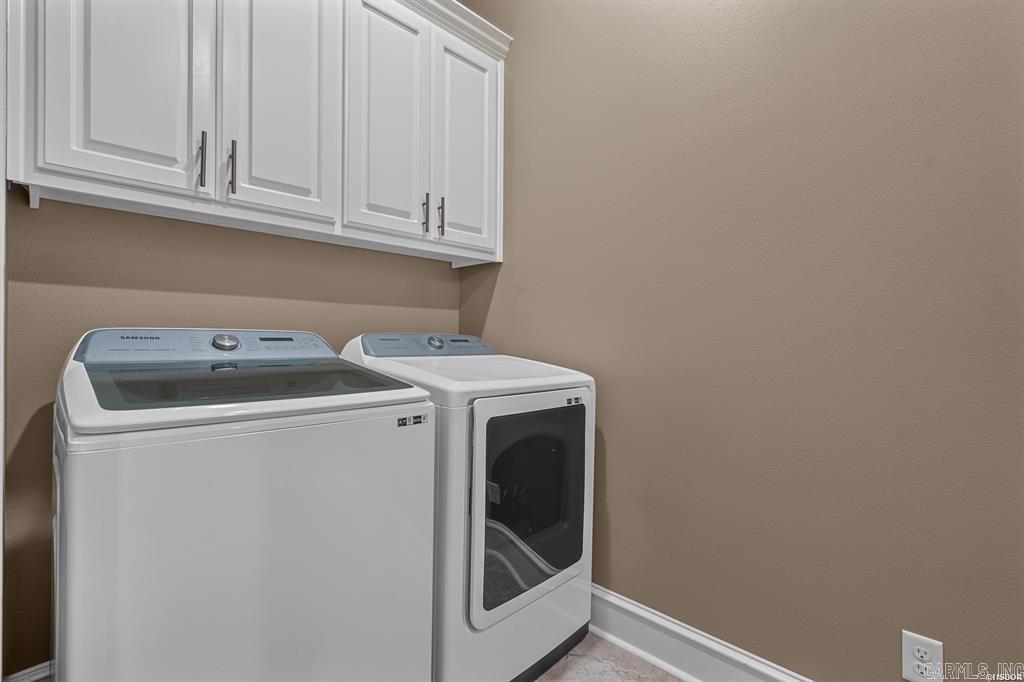 ARLINGTON PARK - Residential