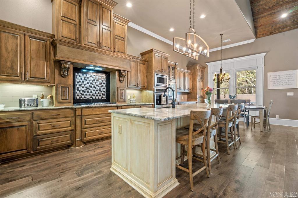 ARLINGTON PARK - Residential