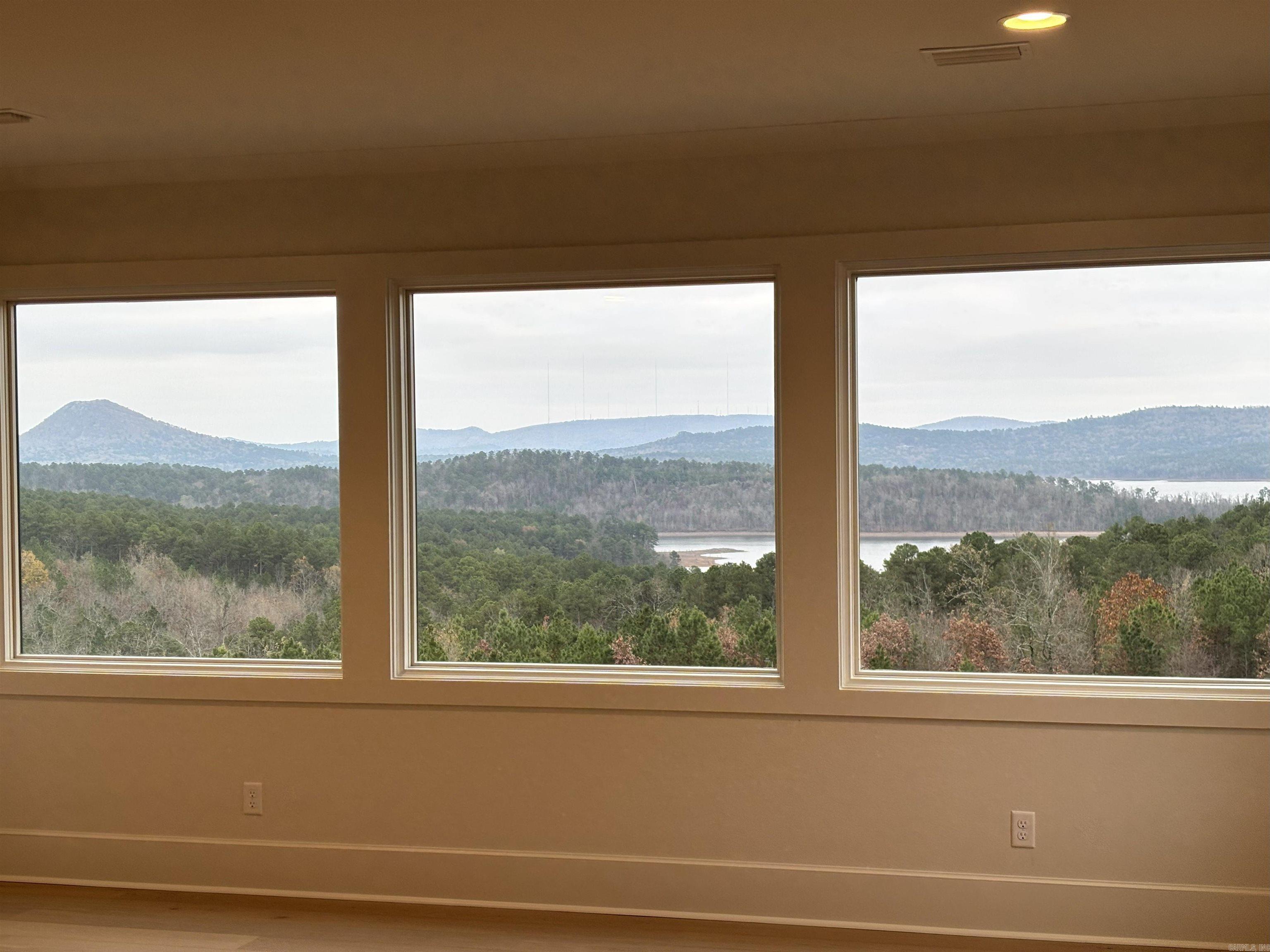 WATERVIEW ESTATES - Residential