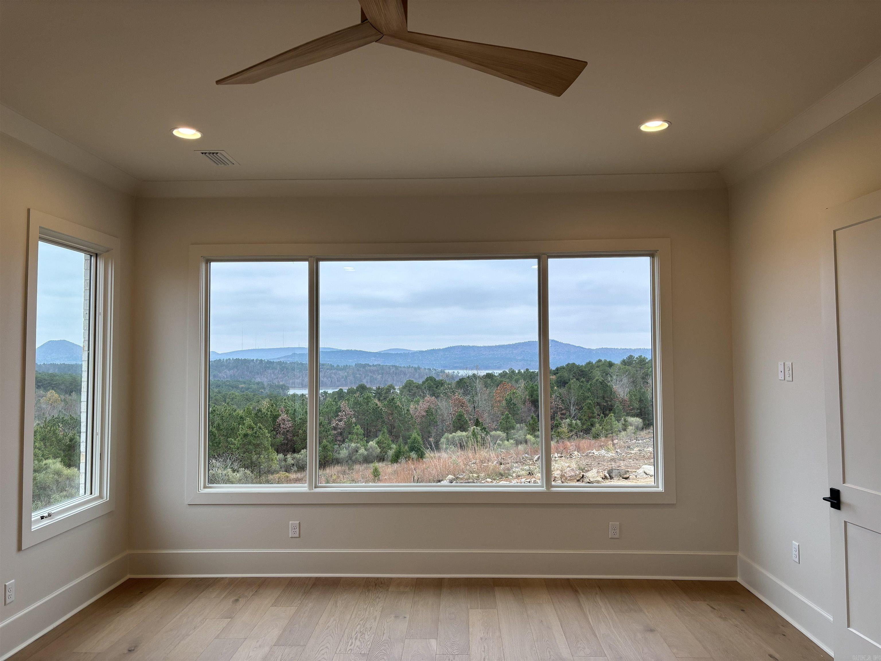 WATERVIEW ESTATES - Residential