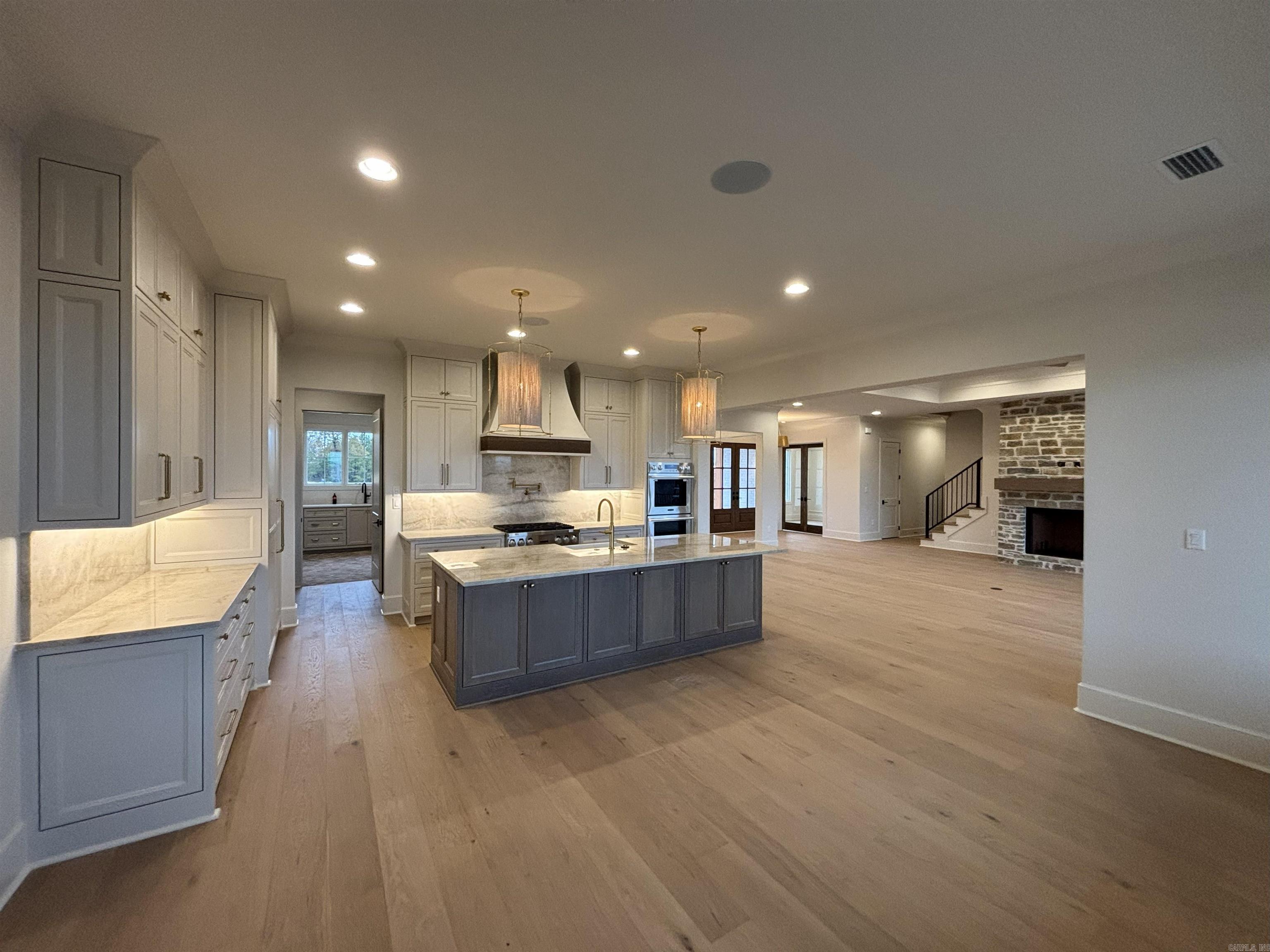 WATERVIEW ESTATES - Residential