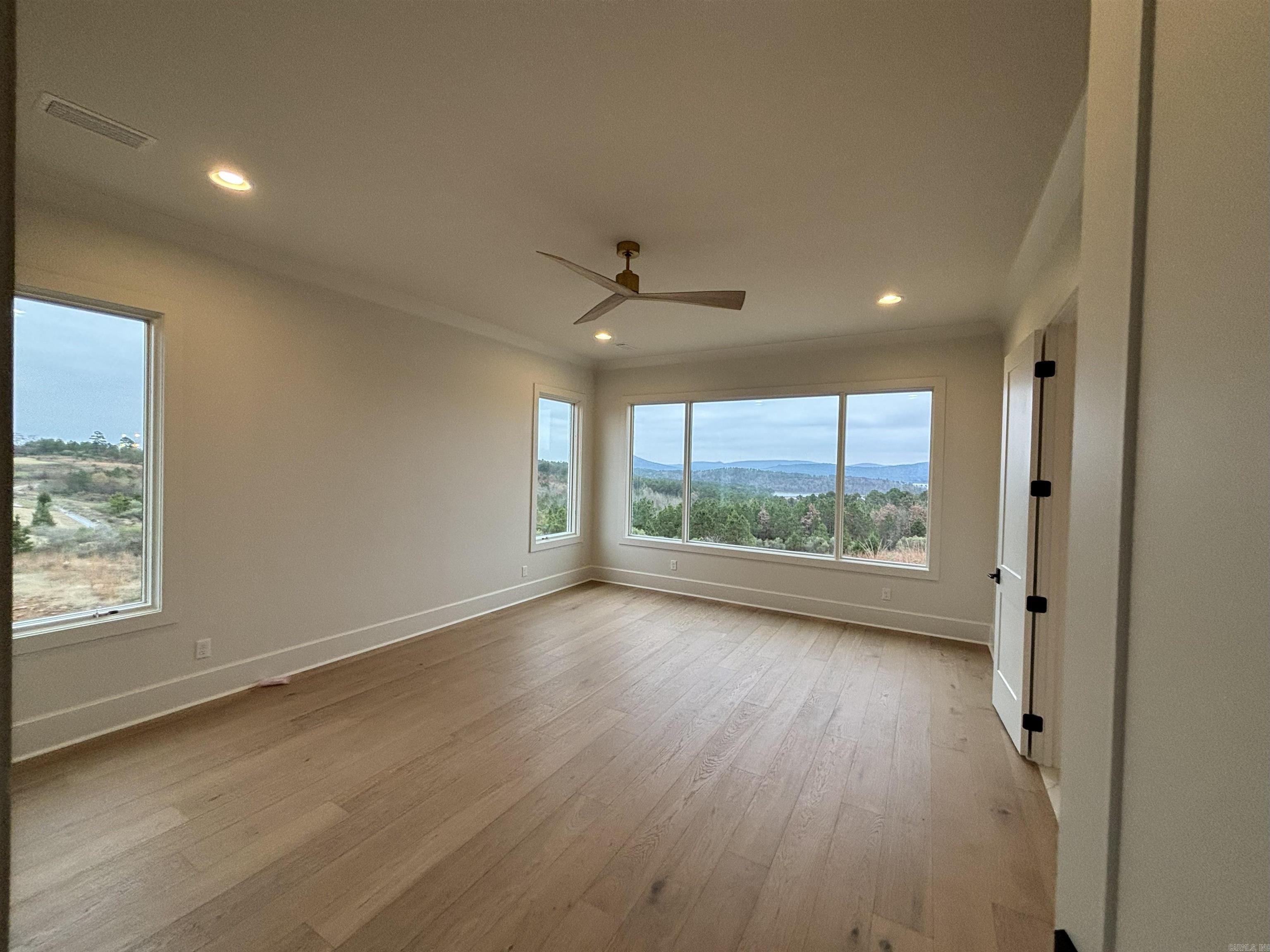 WATERVIEW ESTATES - Residential