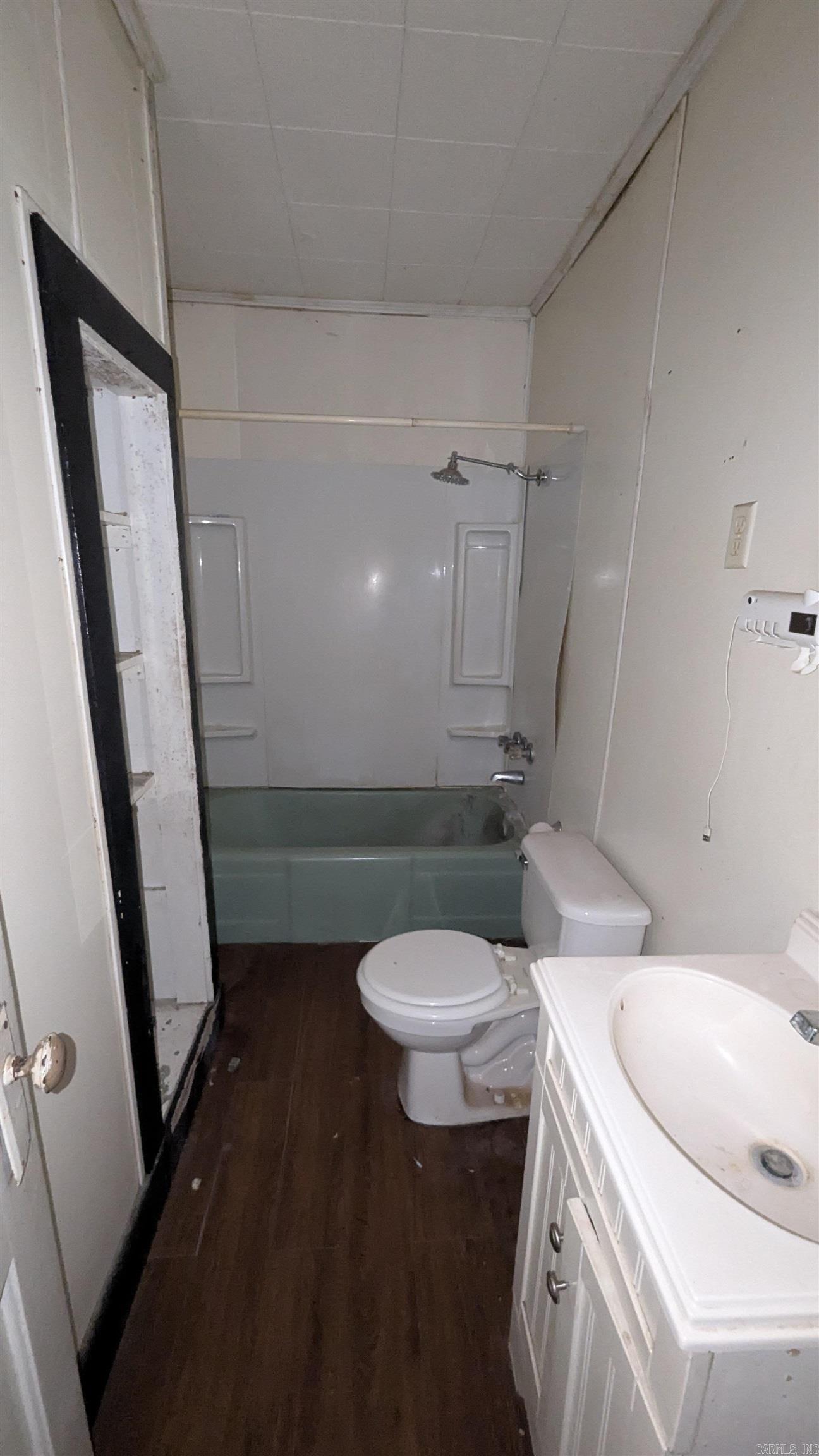 Dills 2nd - Residential