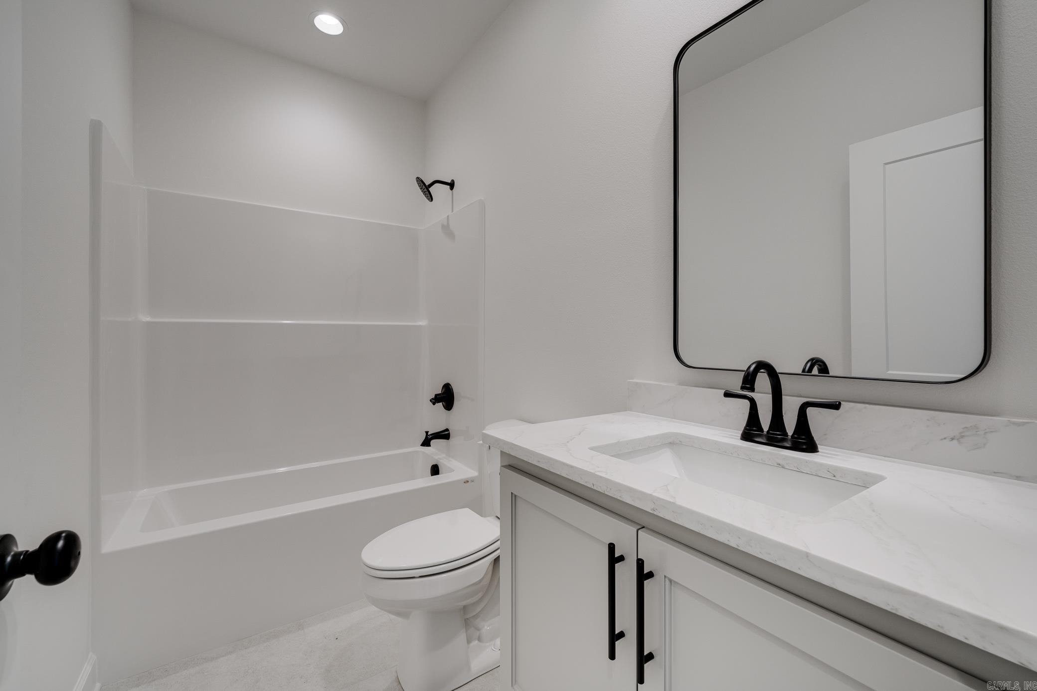 EAST MEADOW - Residential