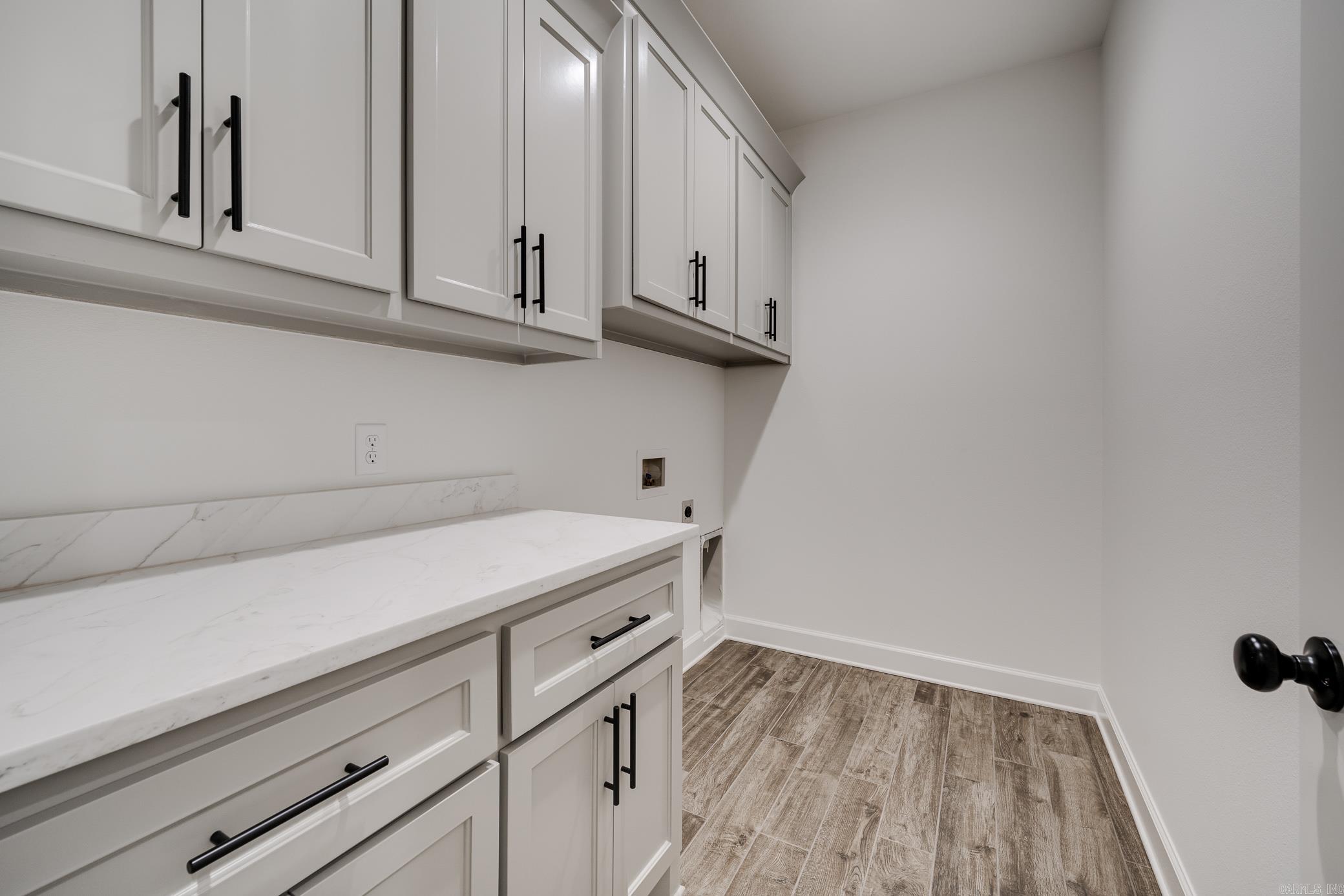 EAST MEADOW - Residential