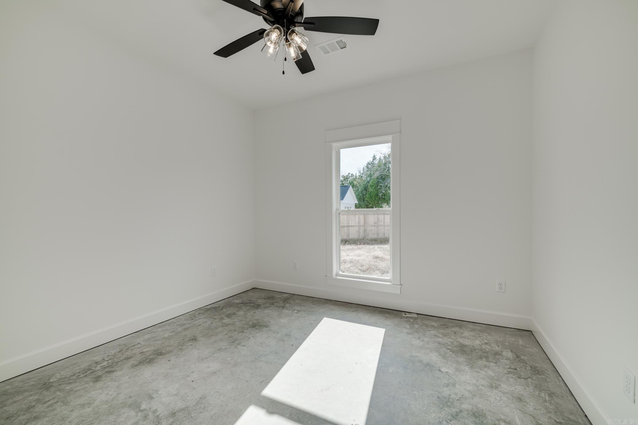 EAST MEADOW - Residential