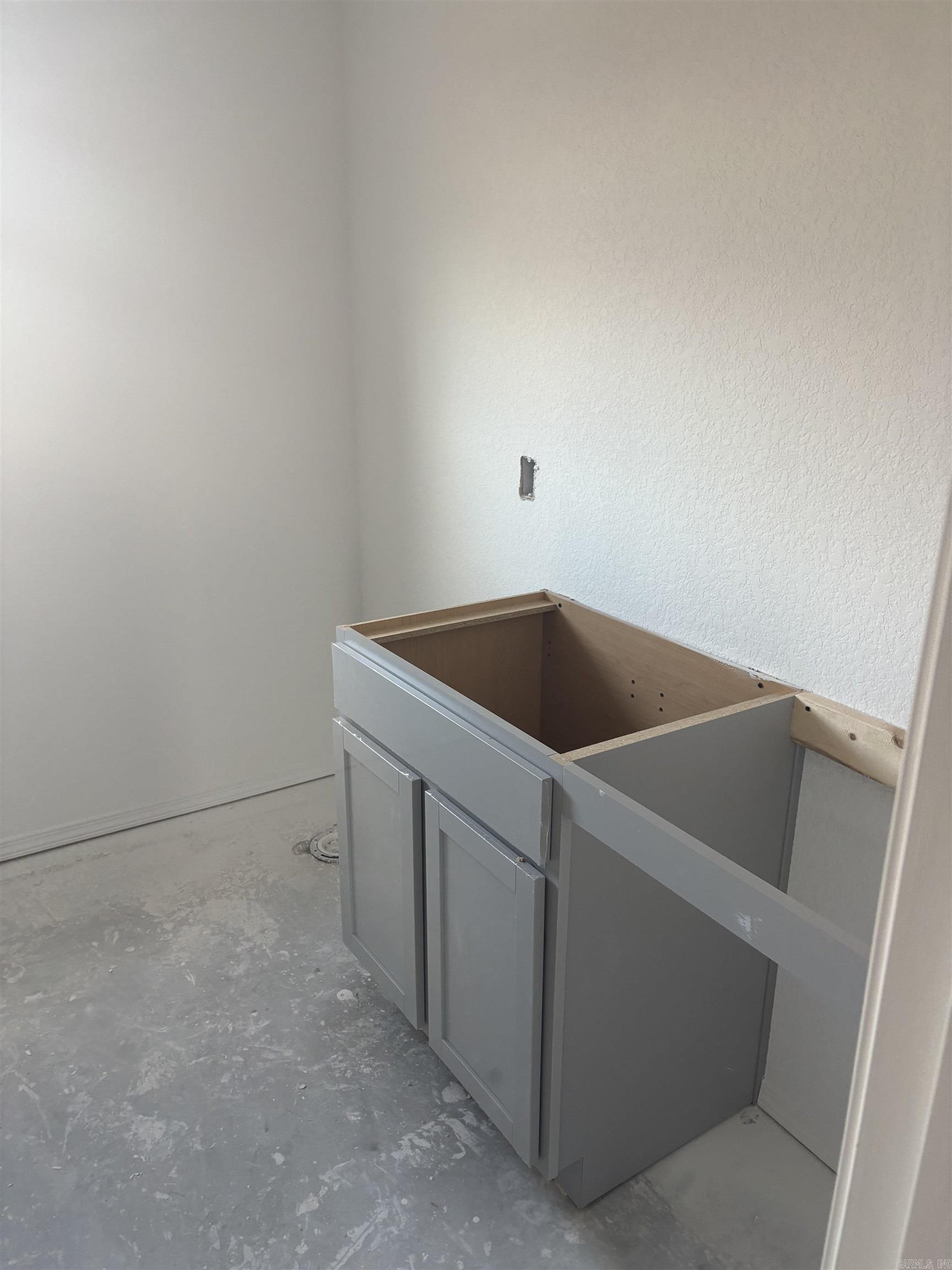 HILL FARM - Residential