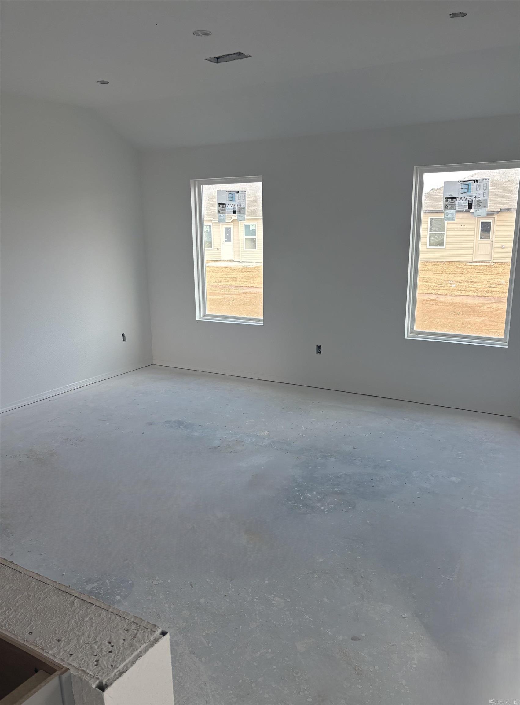 HILL FARM - Residential