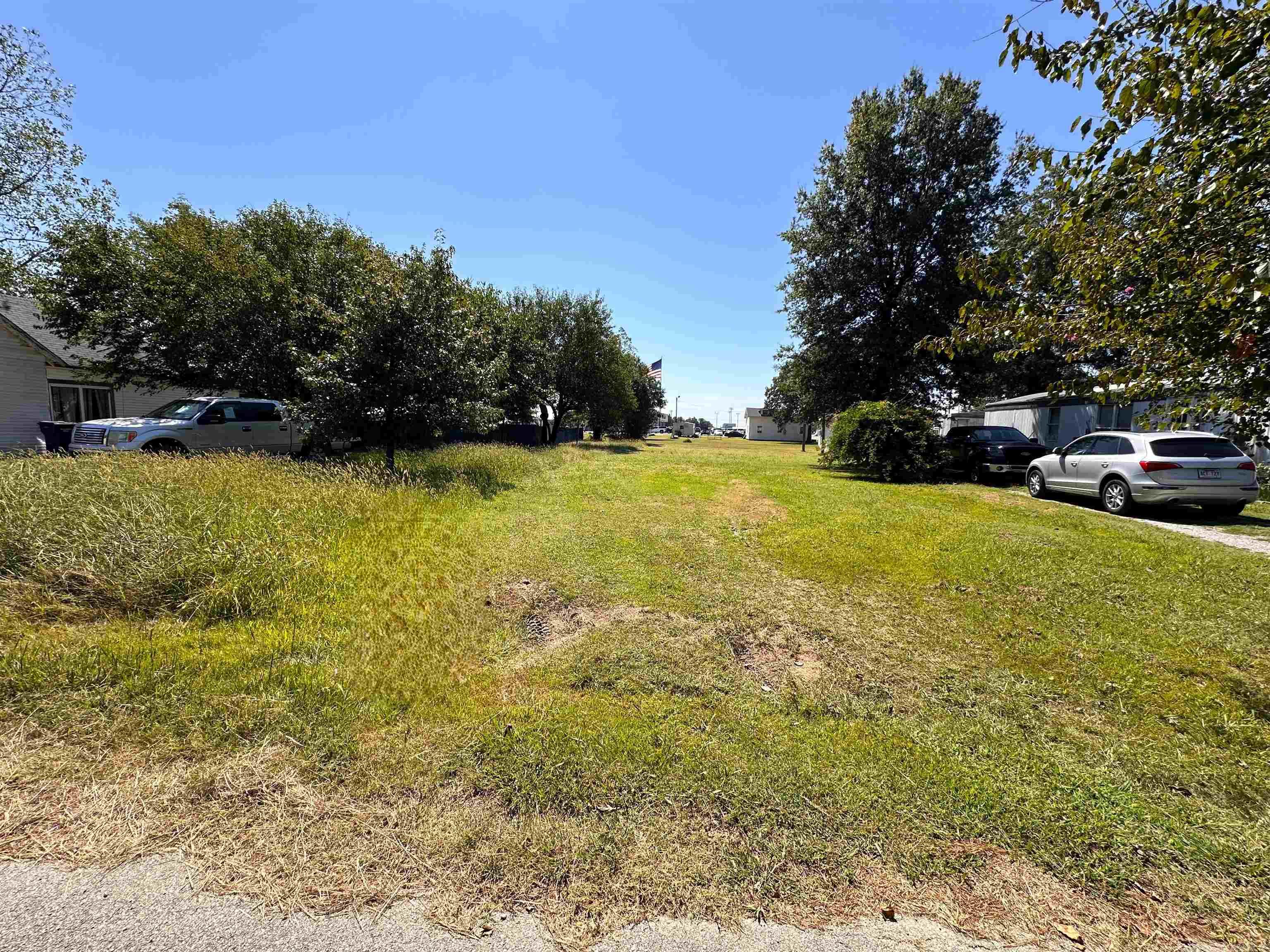 This nice city .29 ac lot would be a perfect place to build your home or investment property located not far from the park and stores.