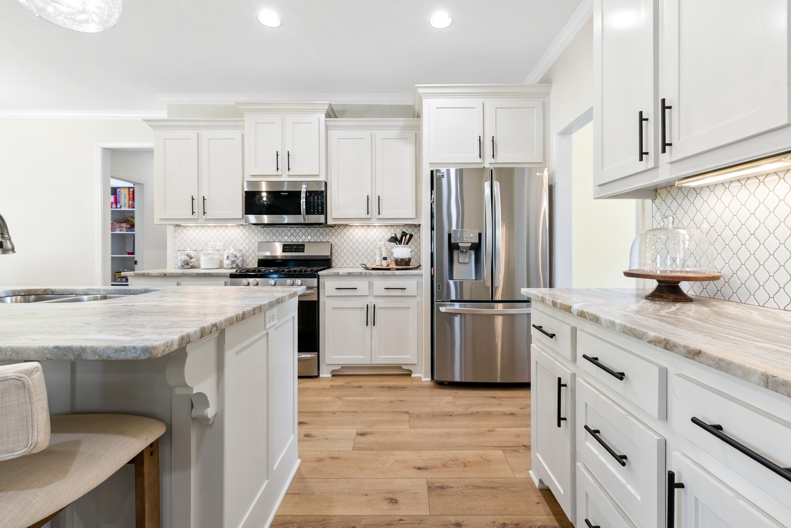 HICKORY HEIGHTS - Residential