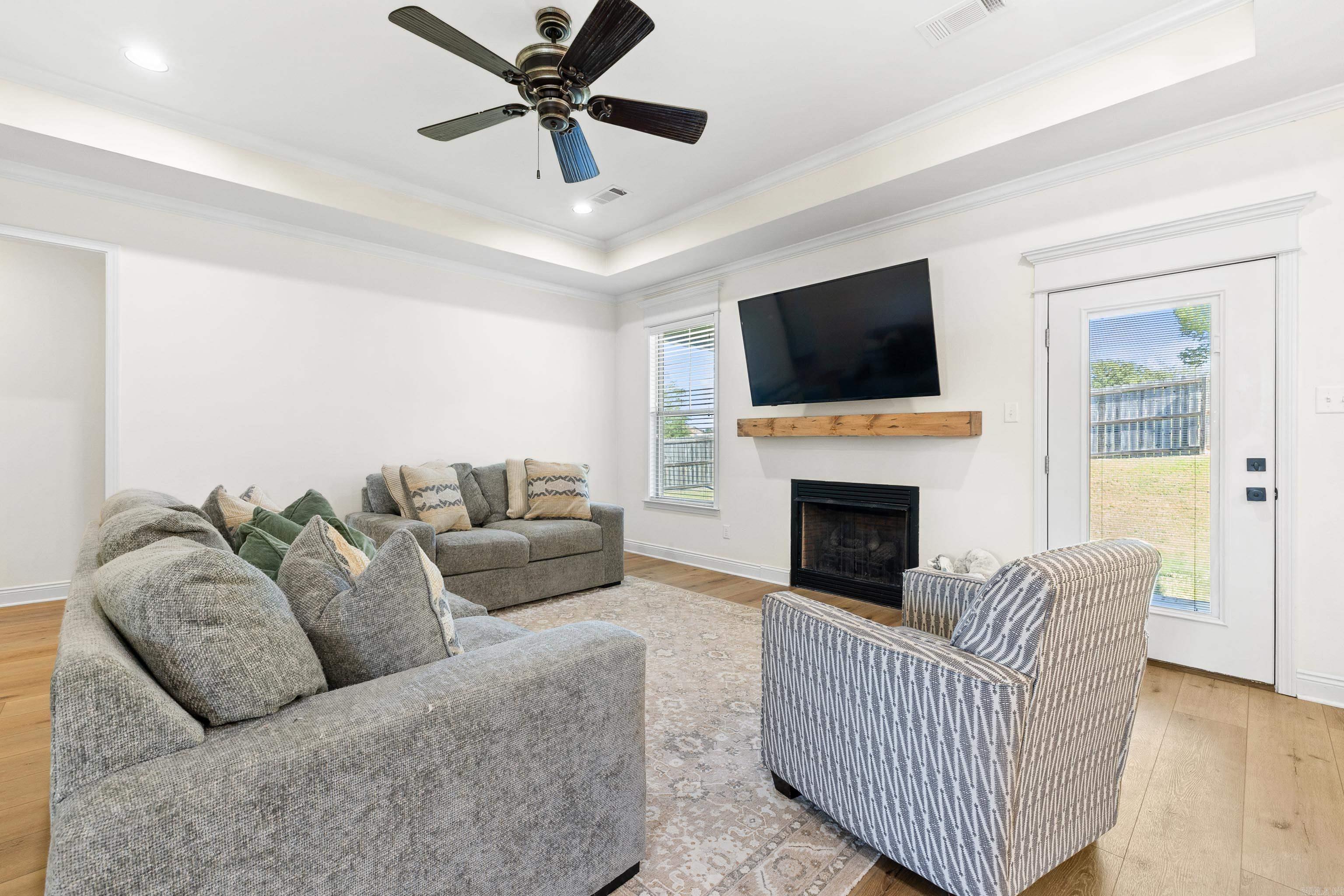 HICKORY HEIGHTS - Residential