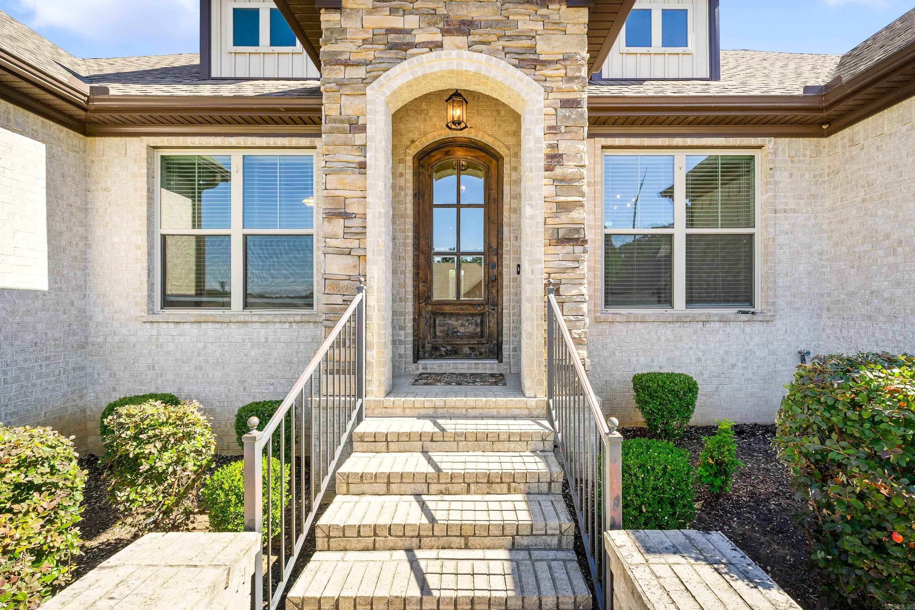 HICKORY HEIGHTS - Residential