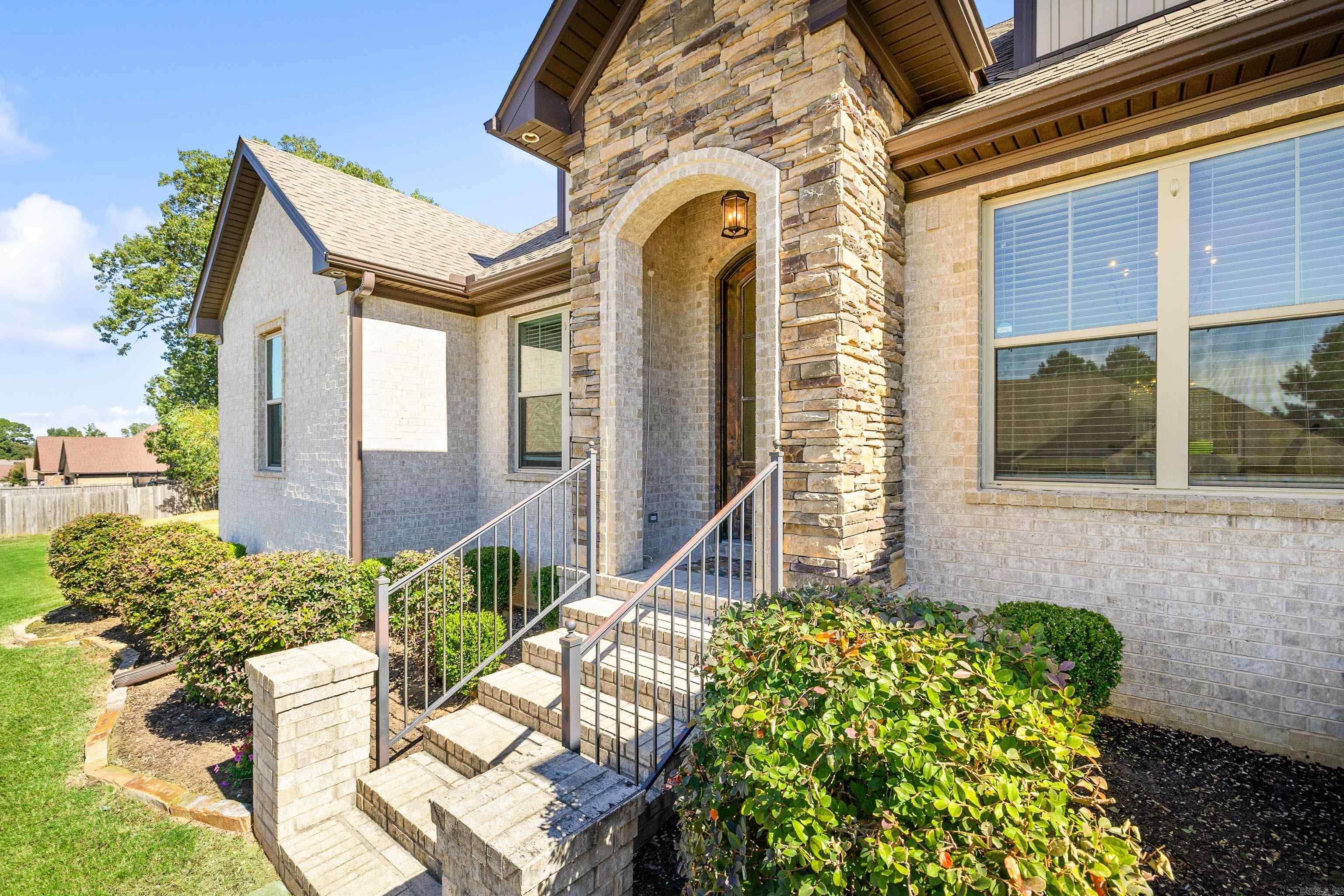 HICKORY HEIGHTS - Residential