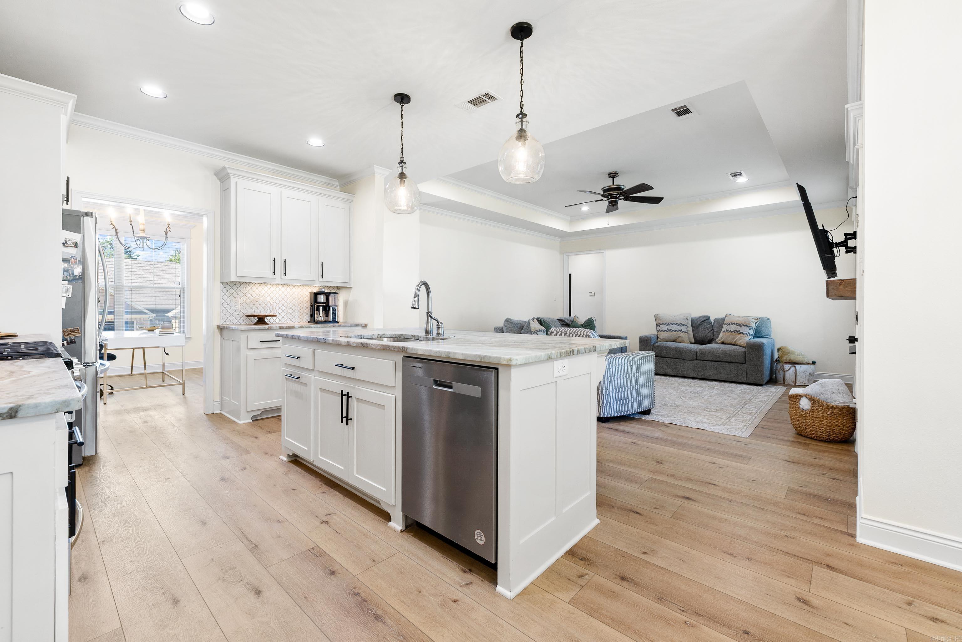 HICKORY HEIGHTS - Residential