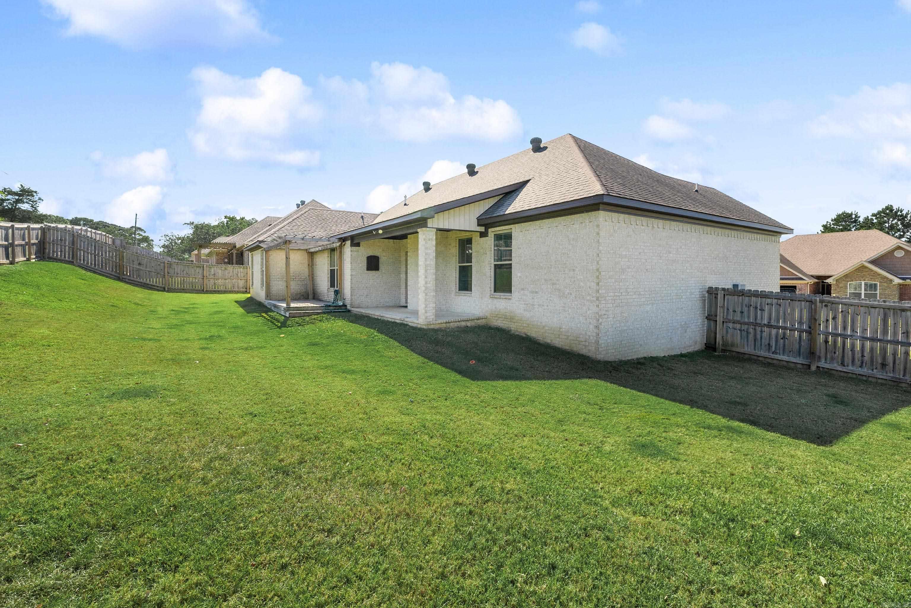 HICKORY HEIGHTS - Residential