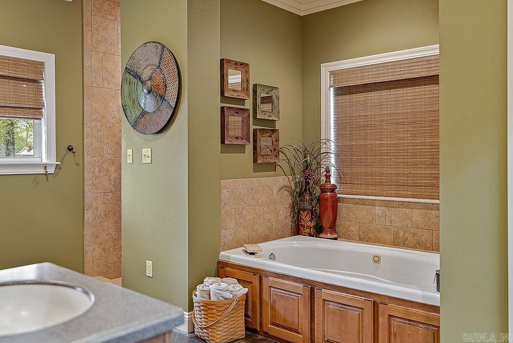 Lake Crest - Residential