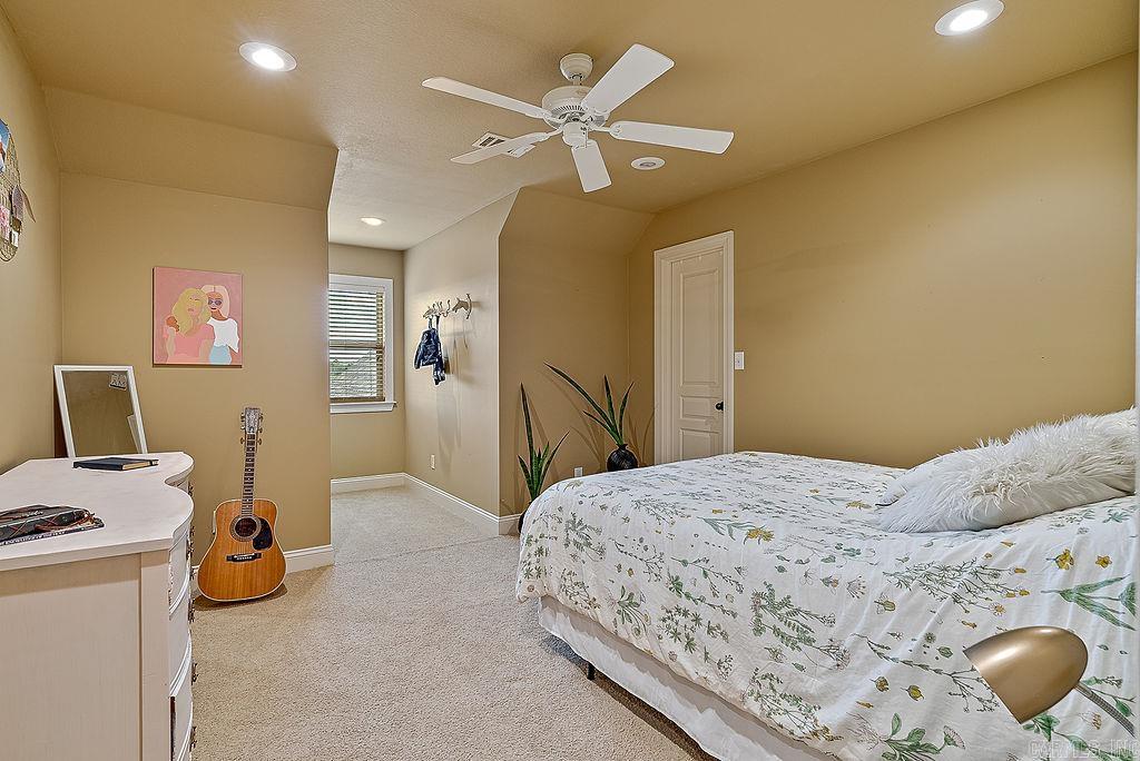 Lake Crest - Residential